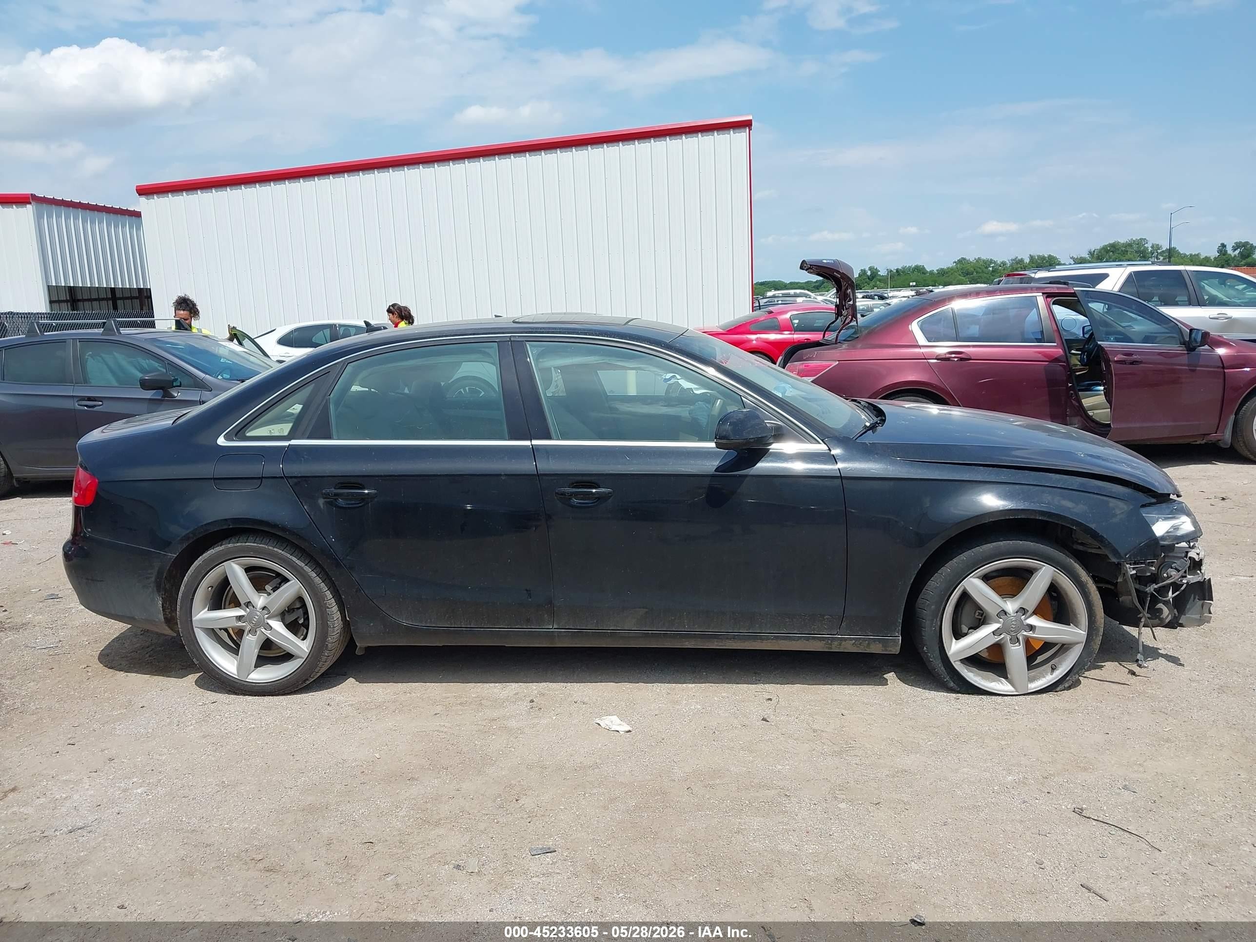 2011 Audi A4 2.0t Premium Черный vin: WAUEFAFL5BN055512