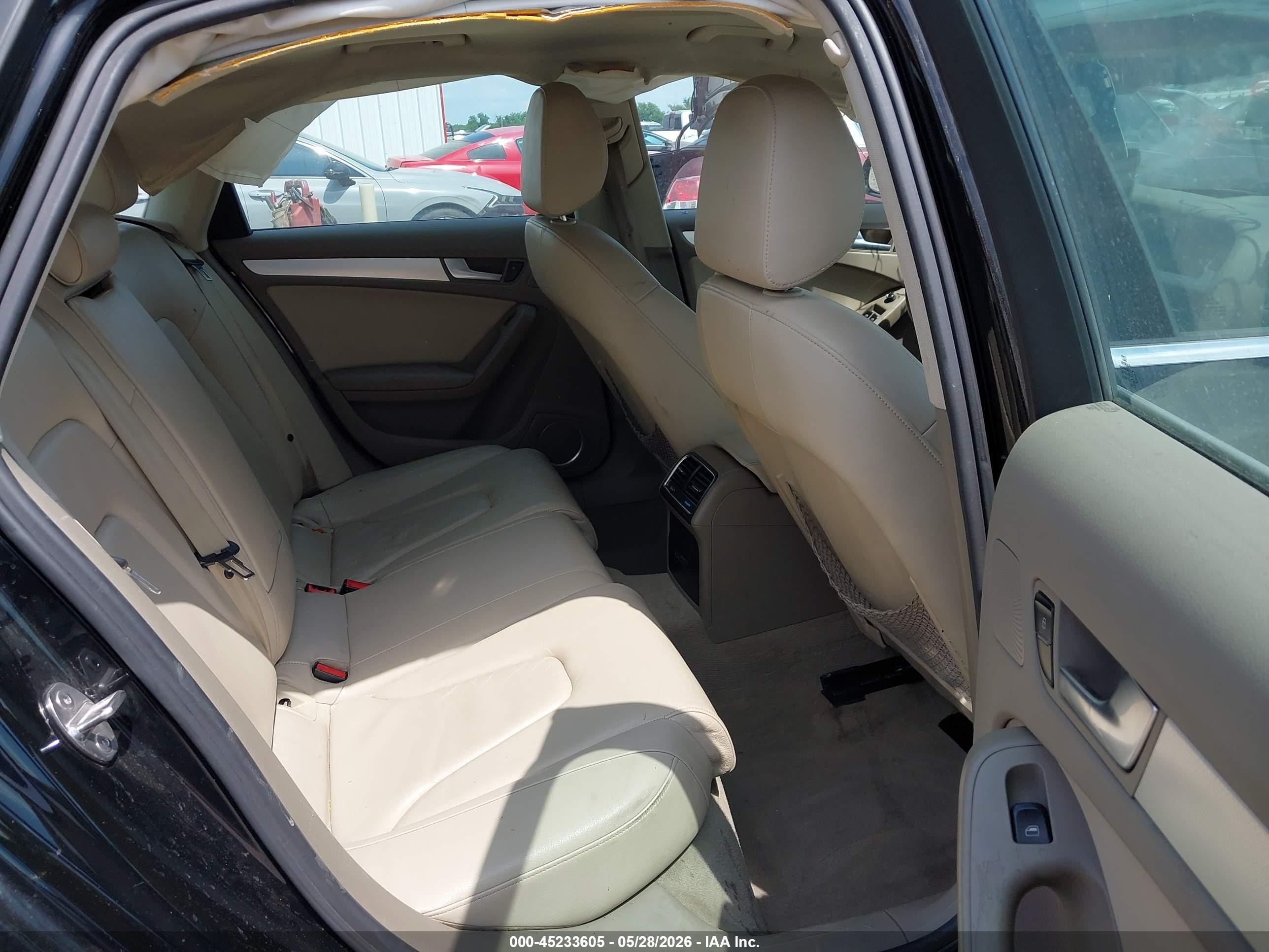 2011 Audi A4 2.0t Premium Черный vin: WAUEFAFL5BN055512