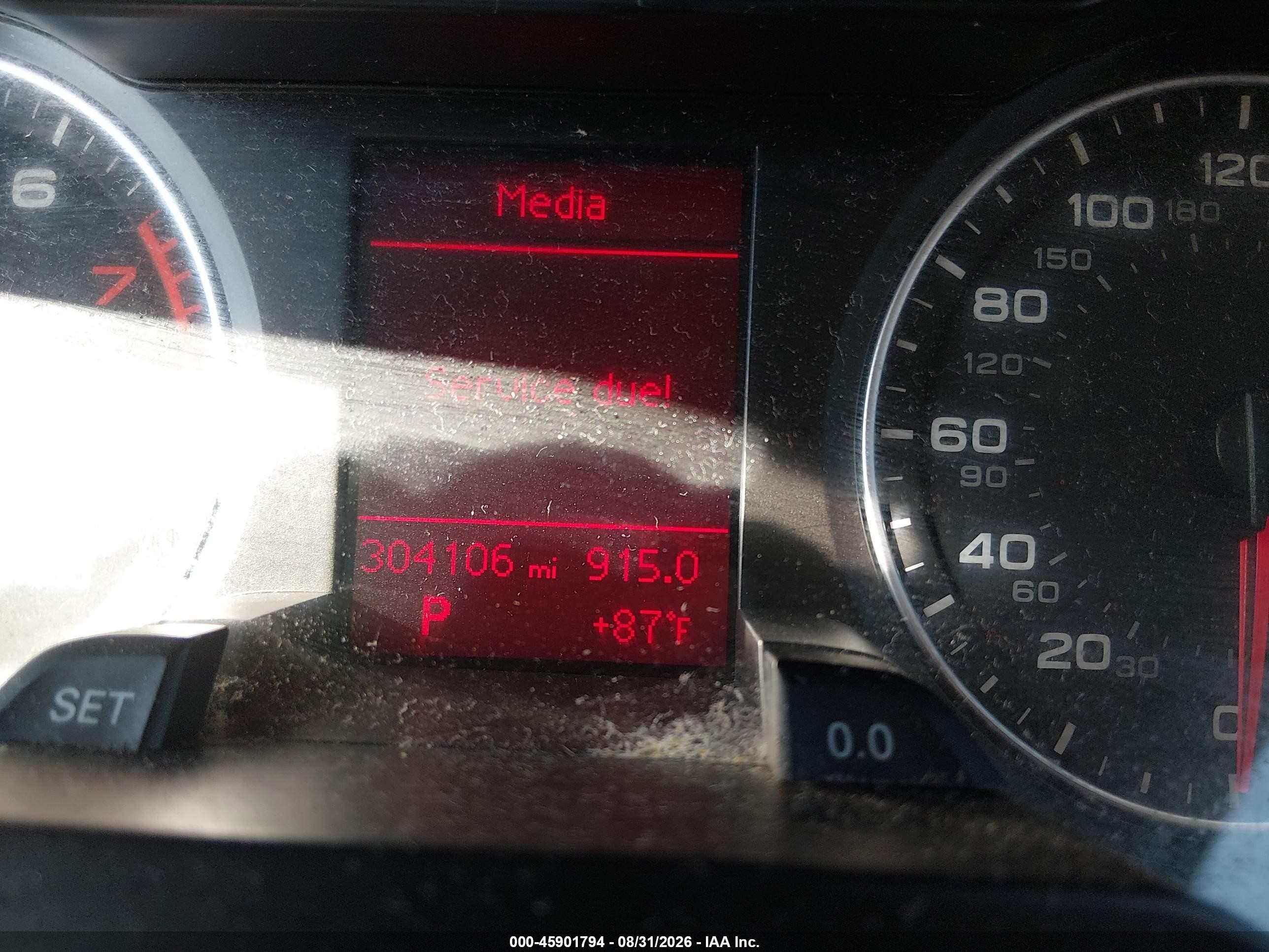 2011 Audi A4 2.0t Premium Plus Gray vin: WAUEFAFL6BN053929
