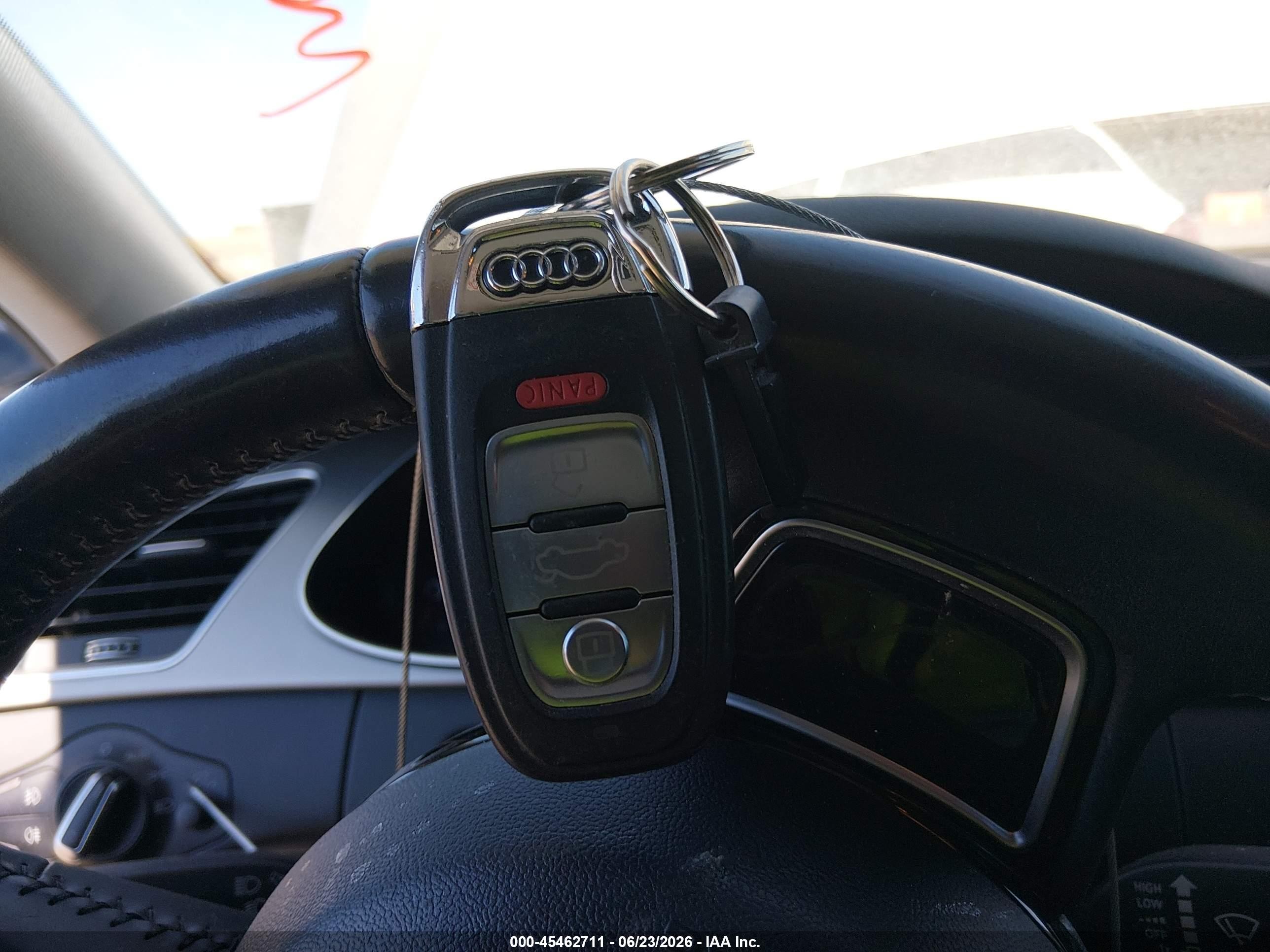 2015 Audi A4 2.0t Premium Silver vin: WAUEFAFL7FA071370
