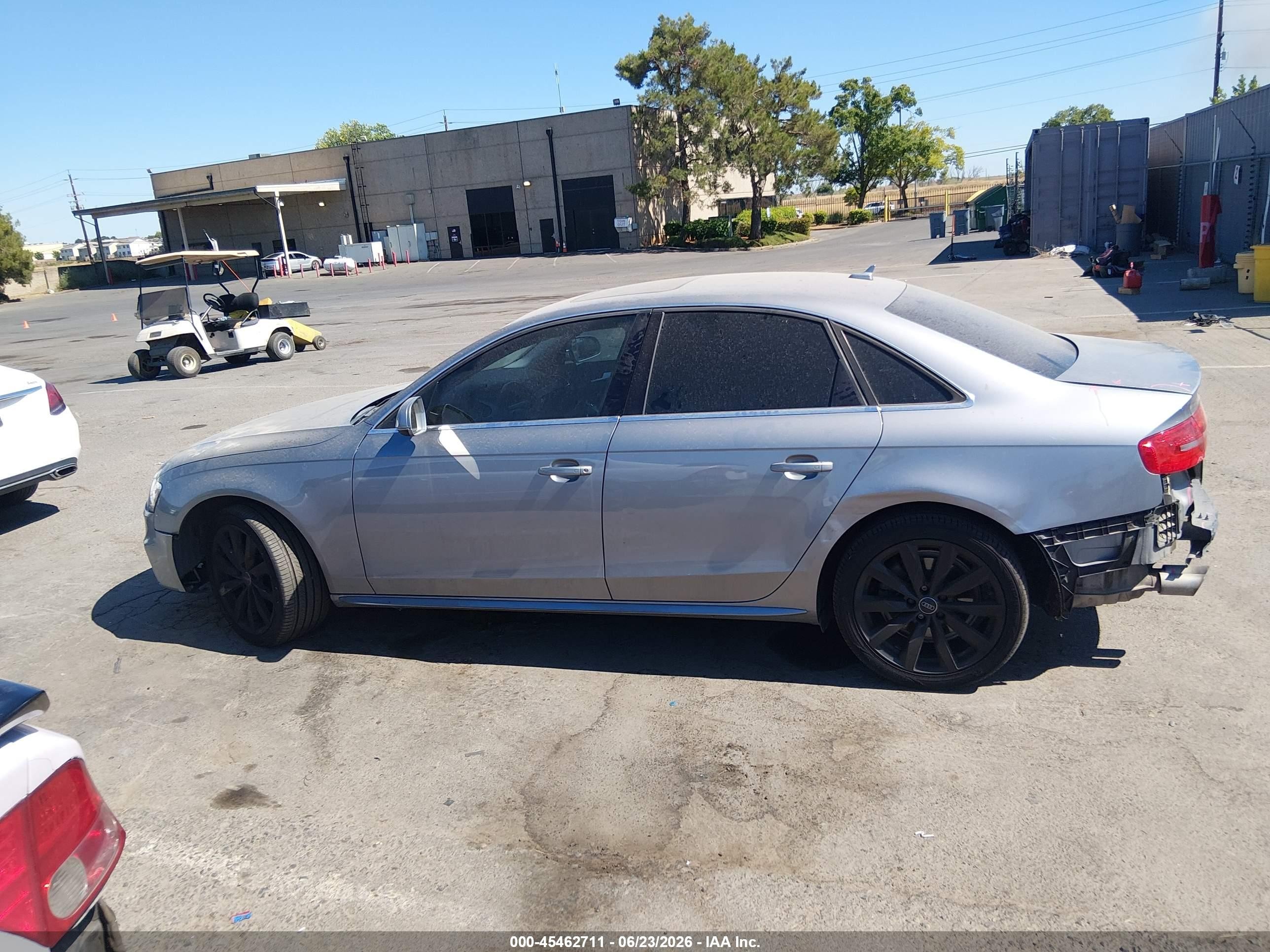 2015 Audi A4 2.0t Premium Silver vin: WAUEFAFL7FA071370