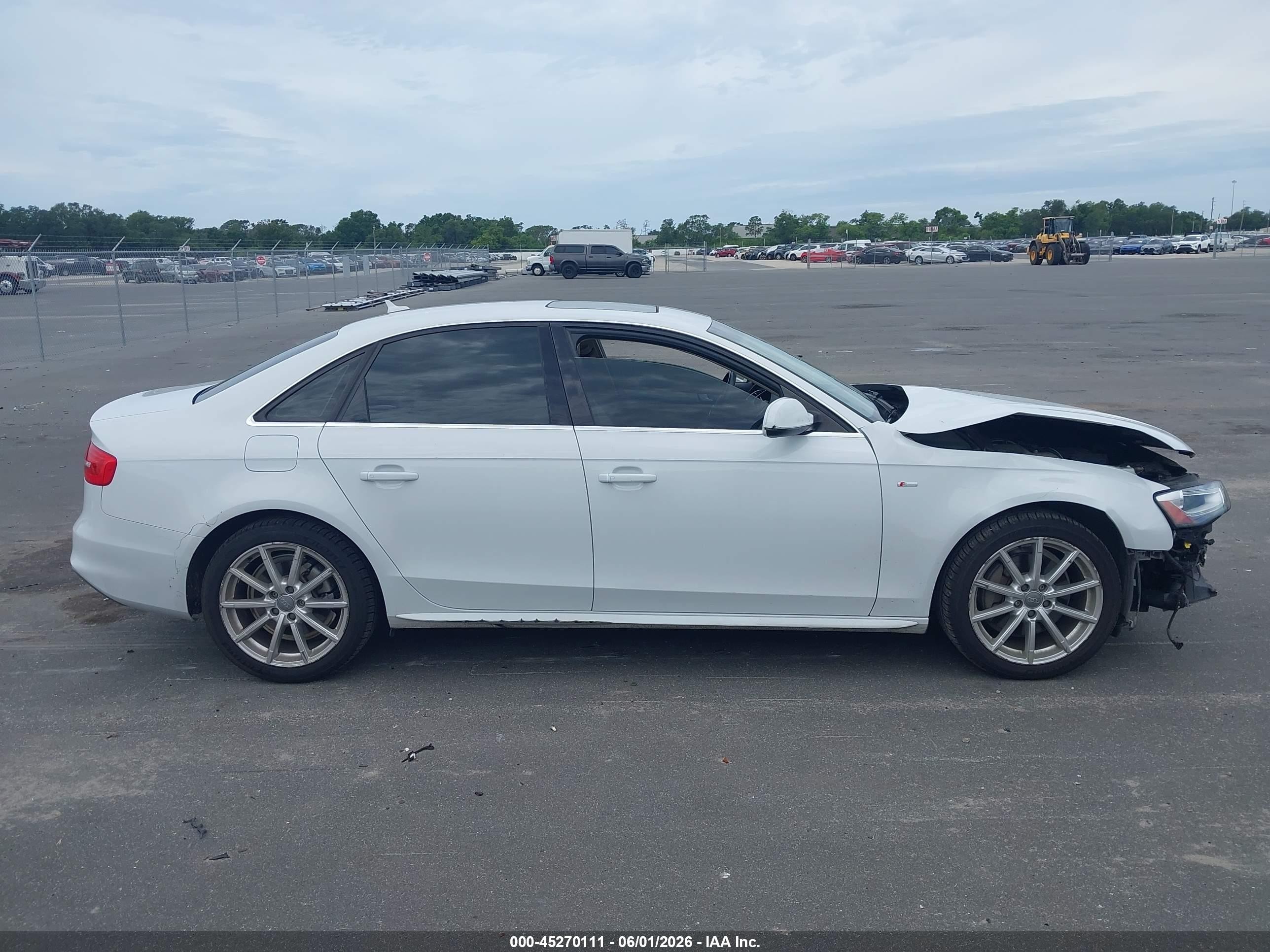 2015 Audi A4 2.0t Premium White vin: WAUEFAFL7FN016717