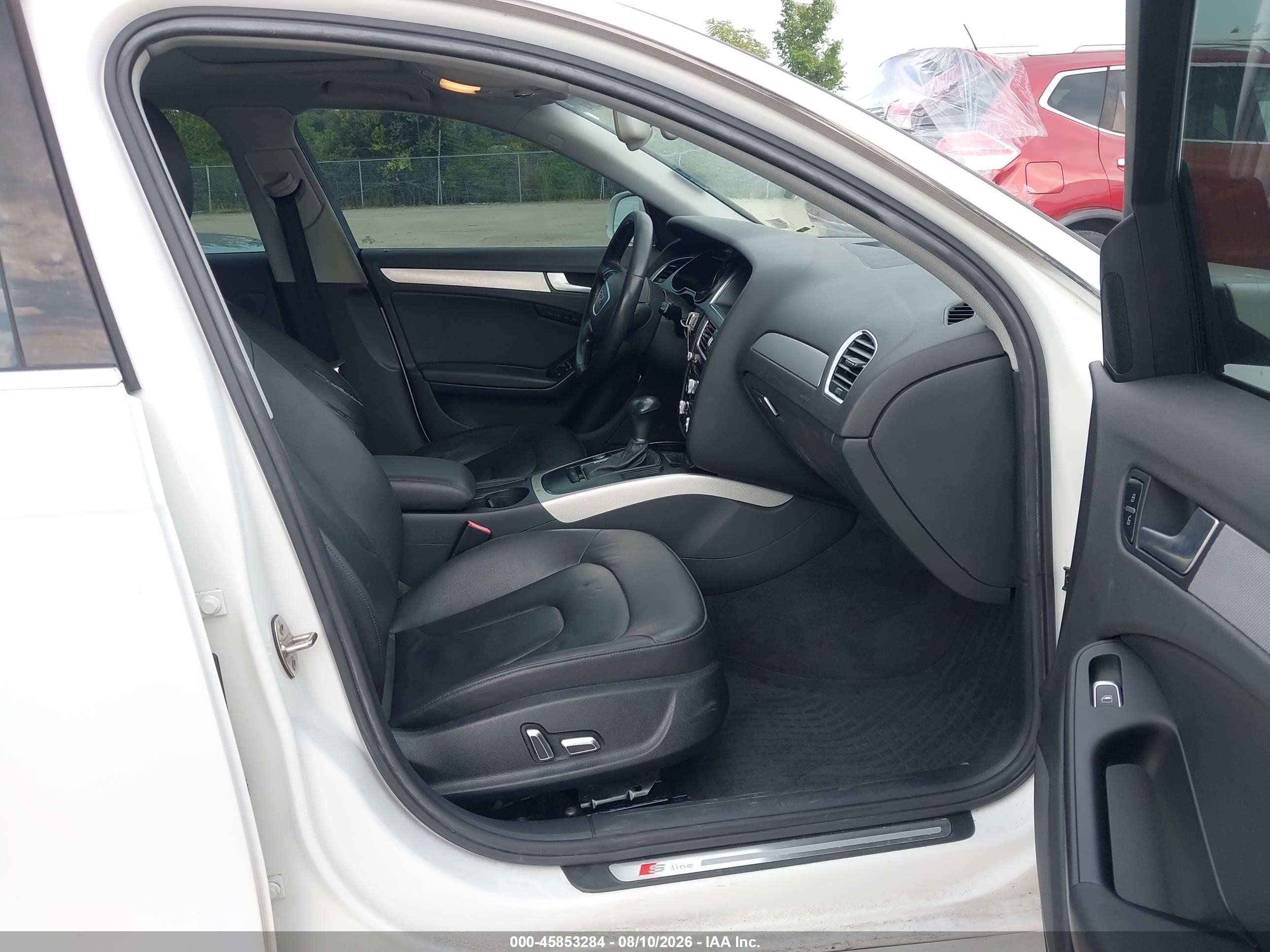 2014 Audi A4 2.0t Premium White vin: WAUEFAFL8EN003909