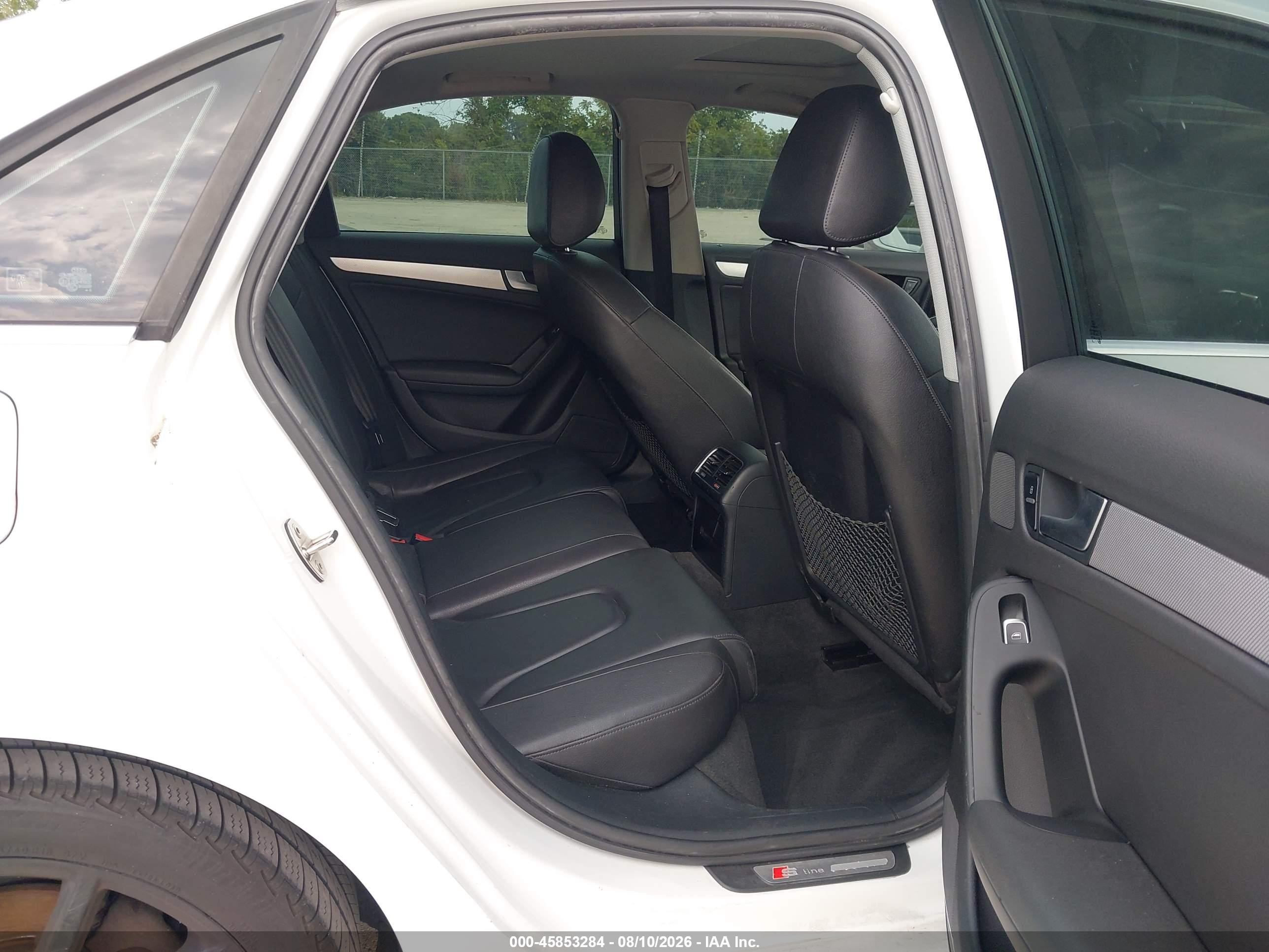 2014 Audi A4 2.0t Premium White vin: WAUEFAFL8EN003909
