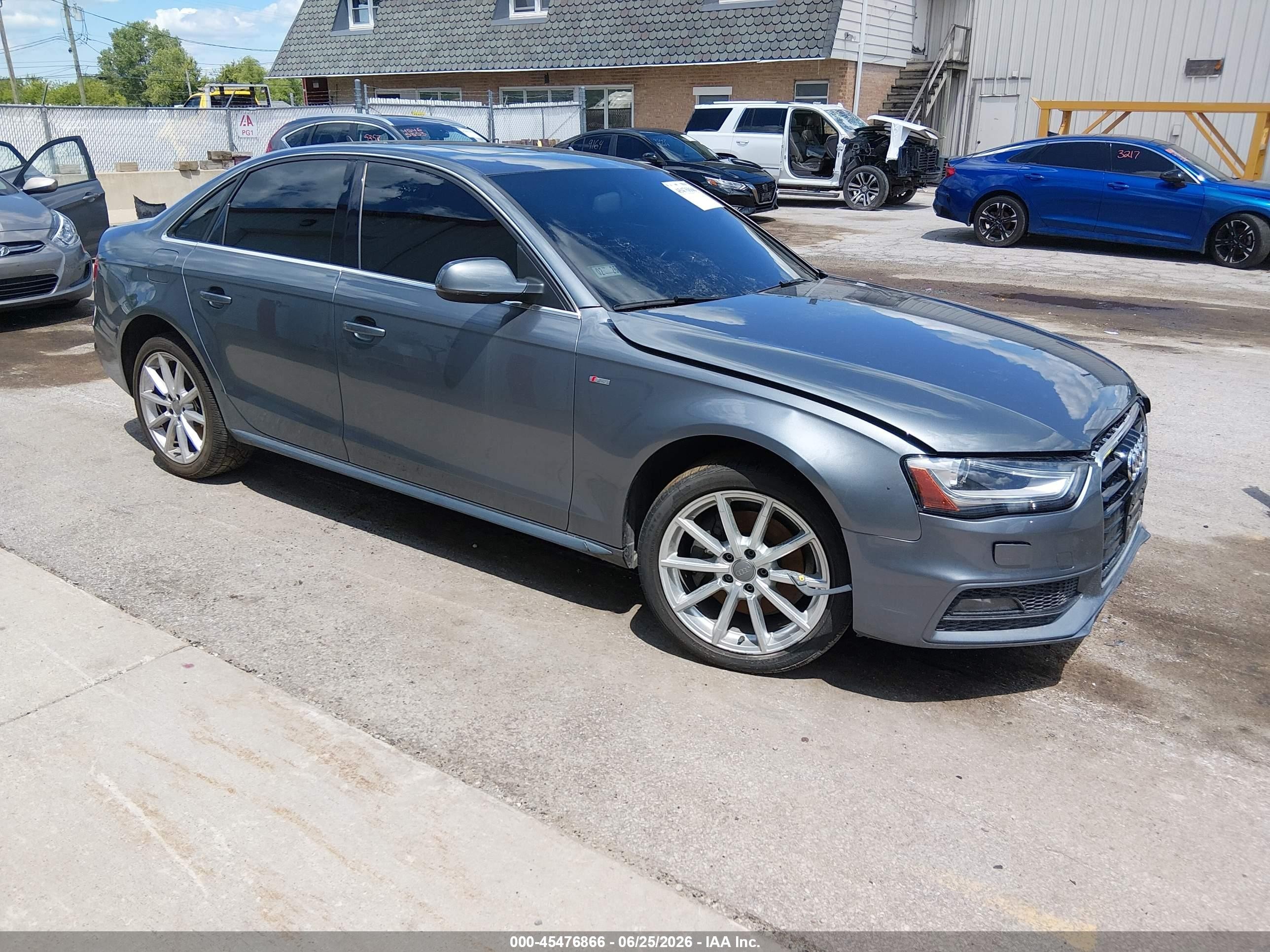 2014 Audi A4 2.0t Premium Серебряный vin: WAUEFAFL8EN009533