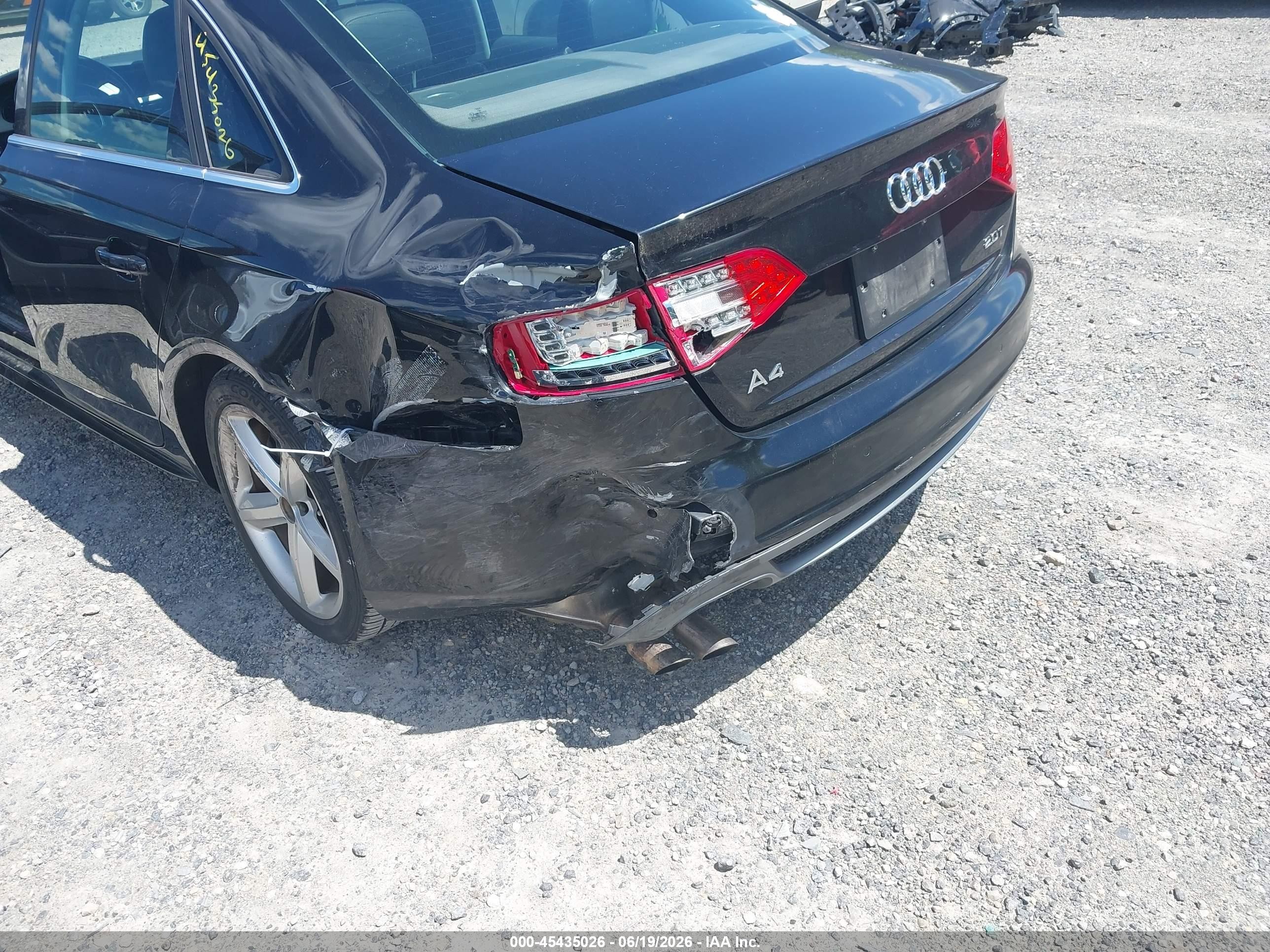 2012 Audi A4 2.0t Premium Черный vin: WAUEFAFL9CA115784