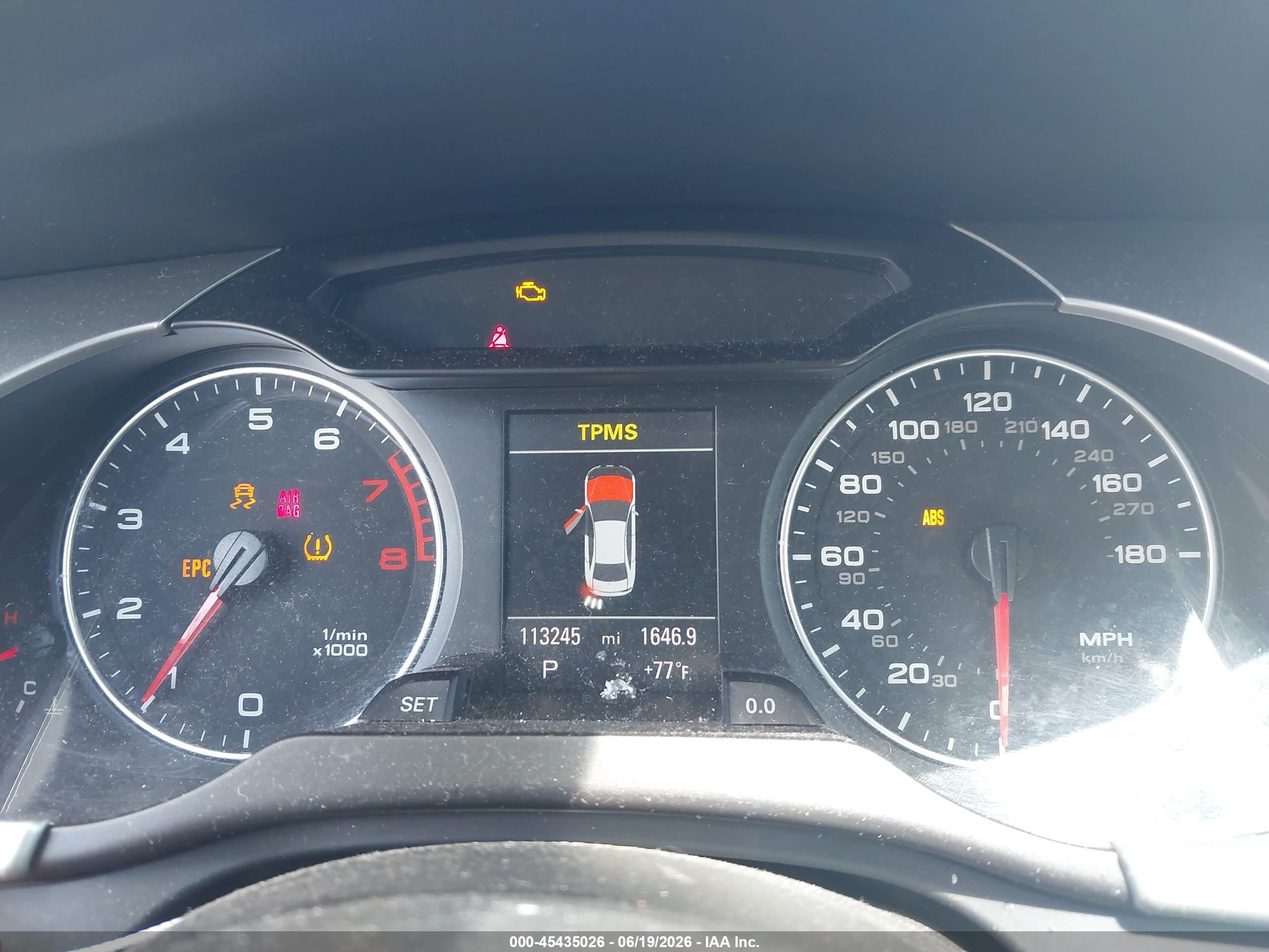2012 Audi A4 2.0t Premium Черный vin: WAUEFAFL9CA115784