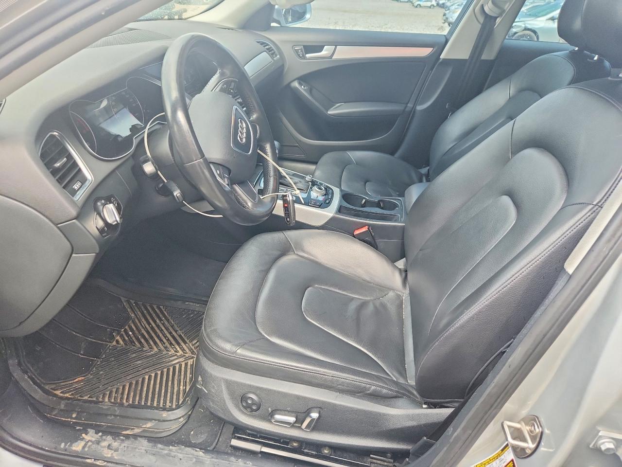 2013 Audi A4 Premium Plus Silver vin: WAUEFAFLXDA196330