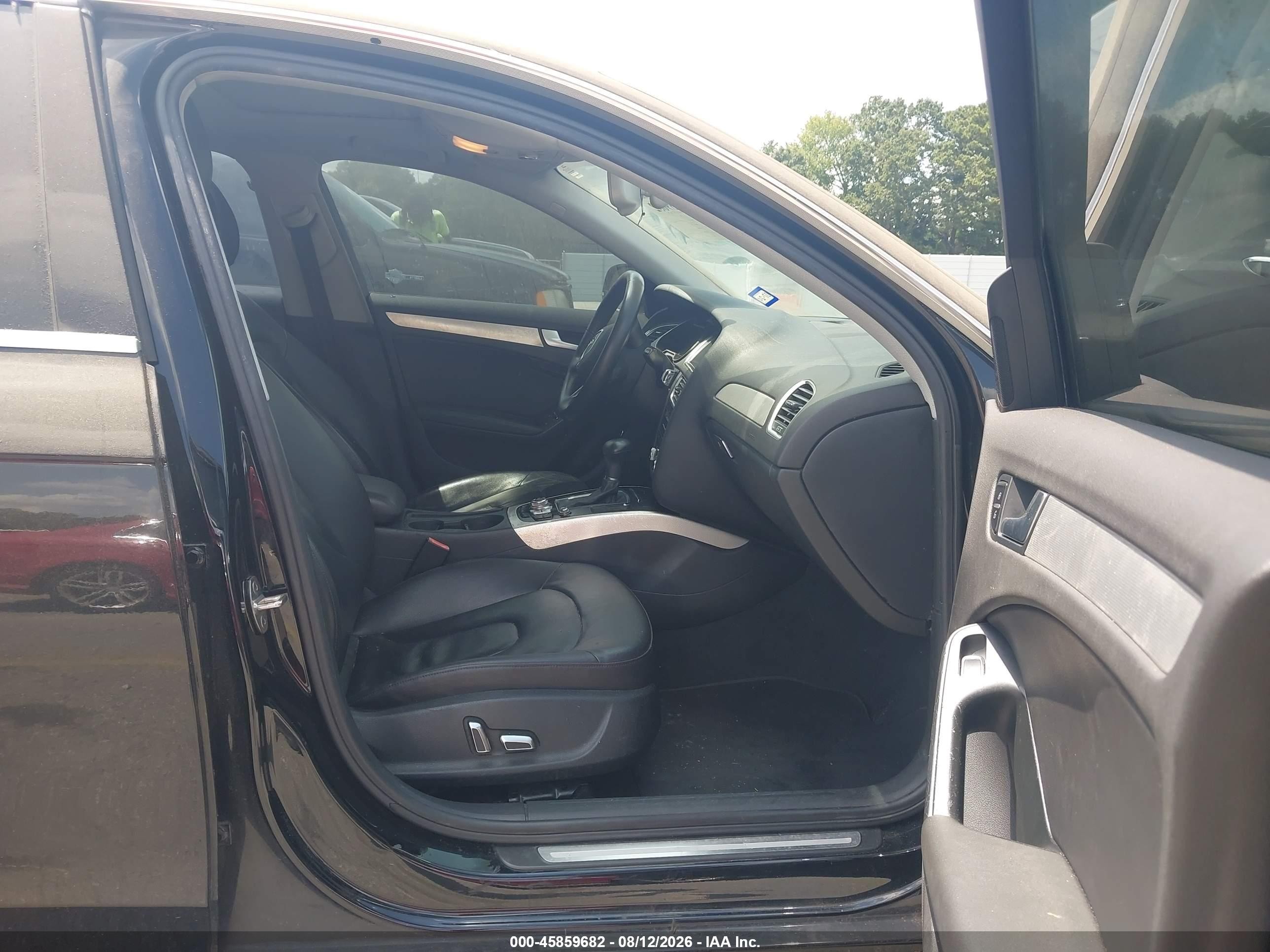 2013 Audi A4 2.0t Premium Black vin: WAUEFAFLXDN045657
