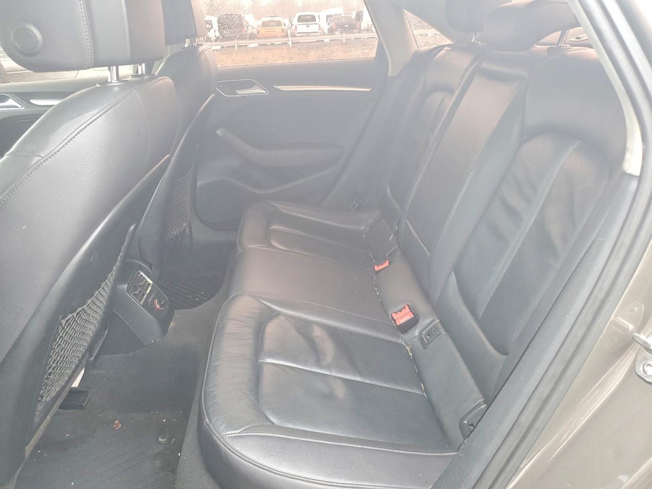 2015 Audi A3 Premium Plus Tan vin: WAUEFGFF0F1023044