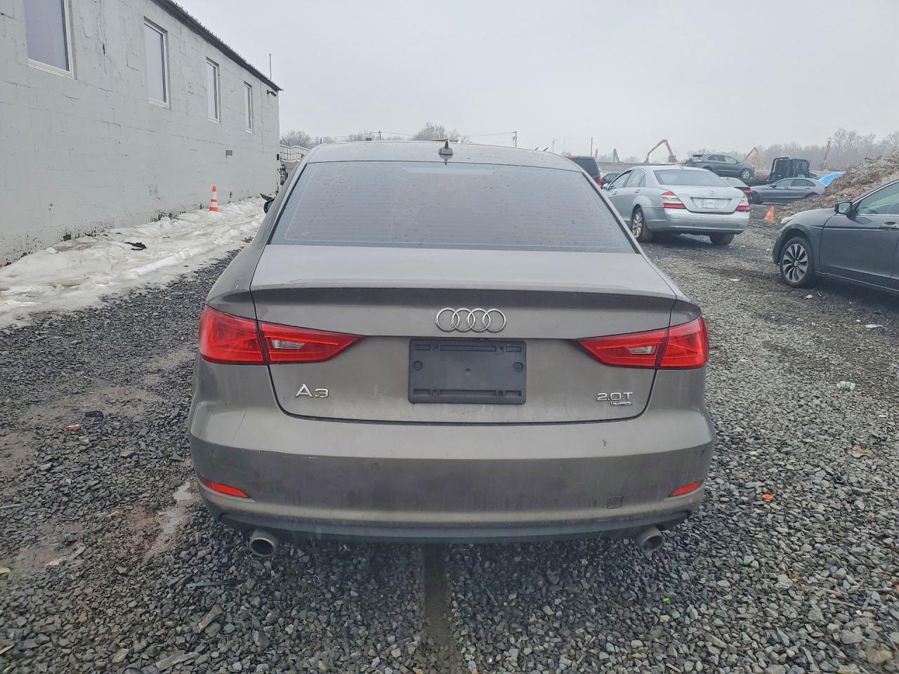 2015 Audi A3 Premium Plus Tan vin: WAUEFGFF0F1023044
