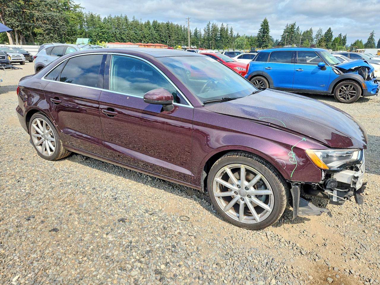 2015 Audi A3 Premium Plus Burgundy vin: WAUEFGFF2F1050004