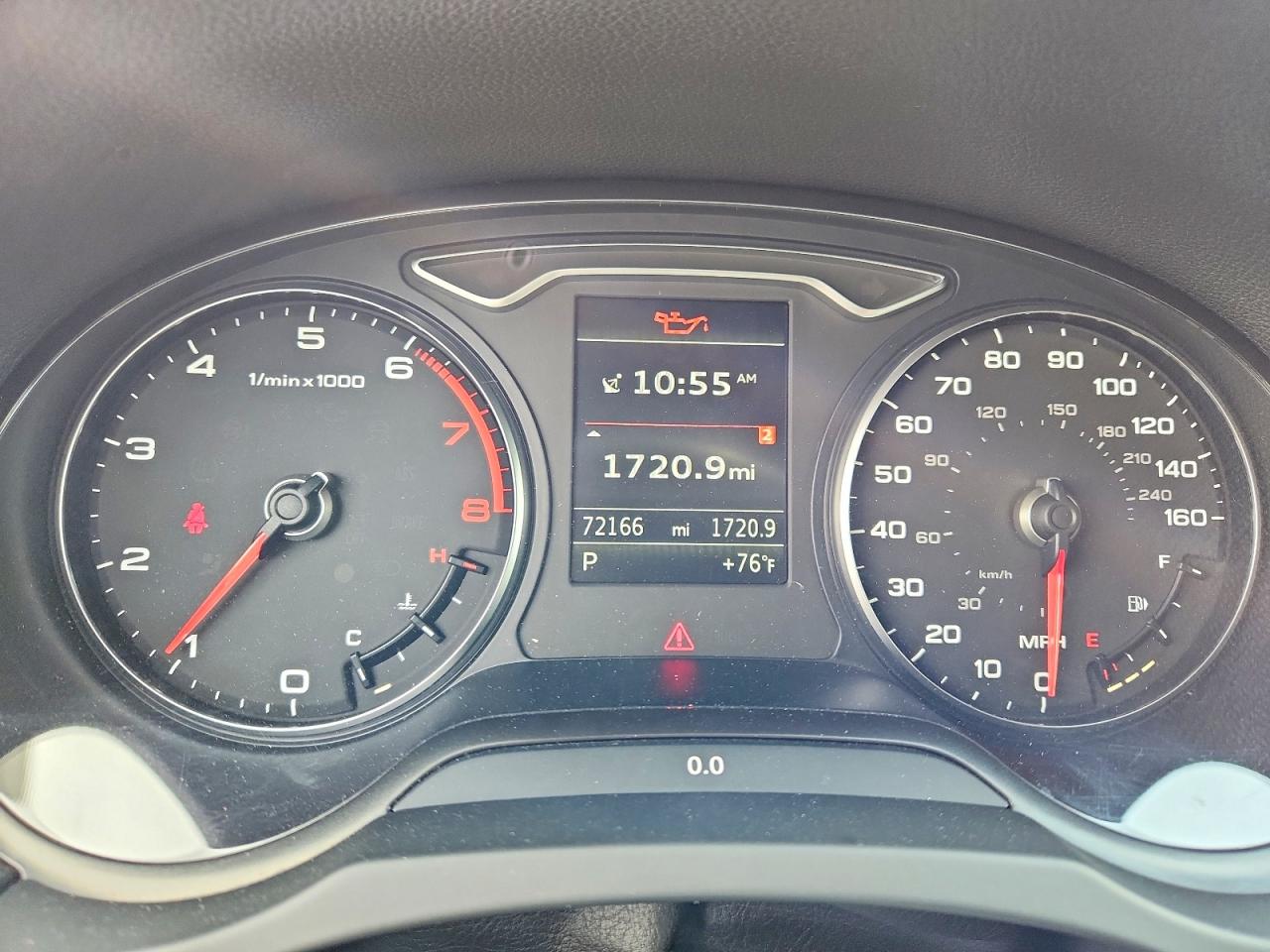 2015 Audi A3 Premium Plus Burgundy vin: WAUEFGFF2F1050004