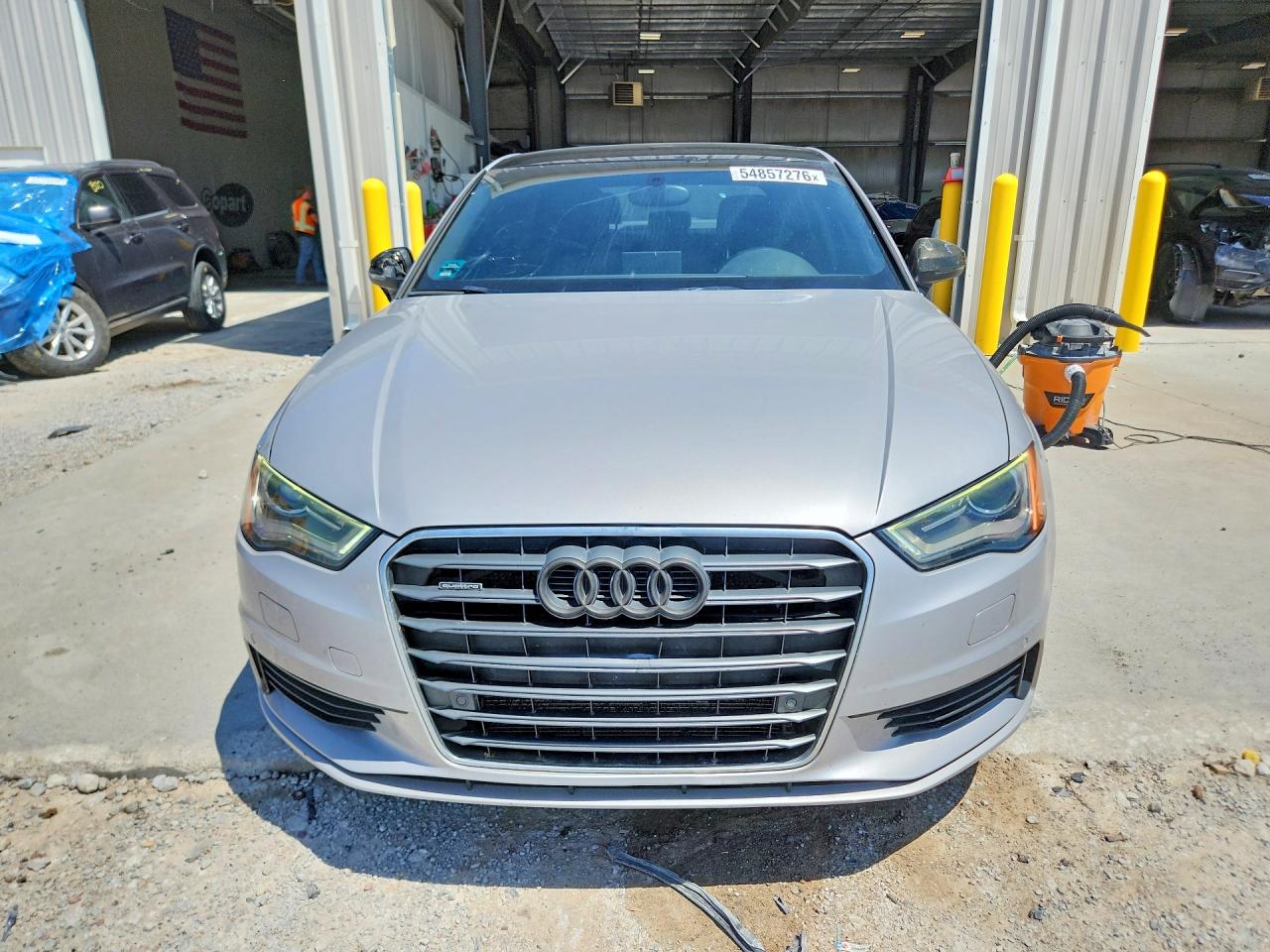 2015 Audi A3 Premium Plus Серебряный vin: WAUEFGFF2F1052867