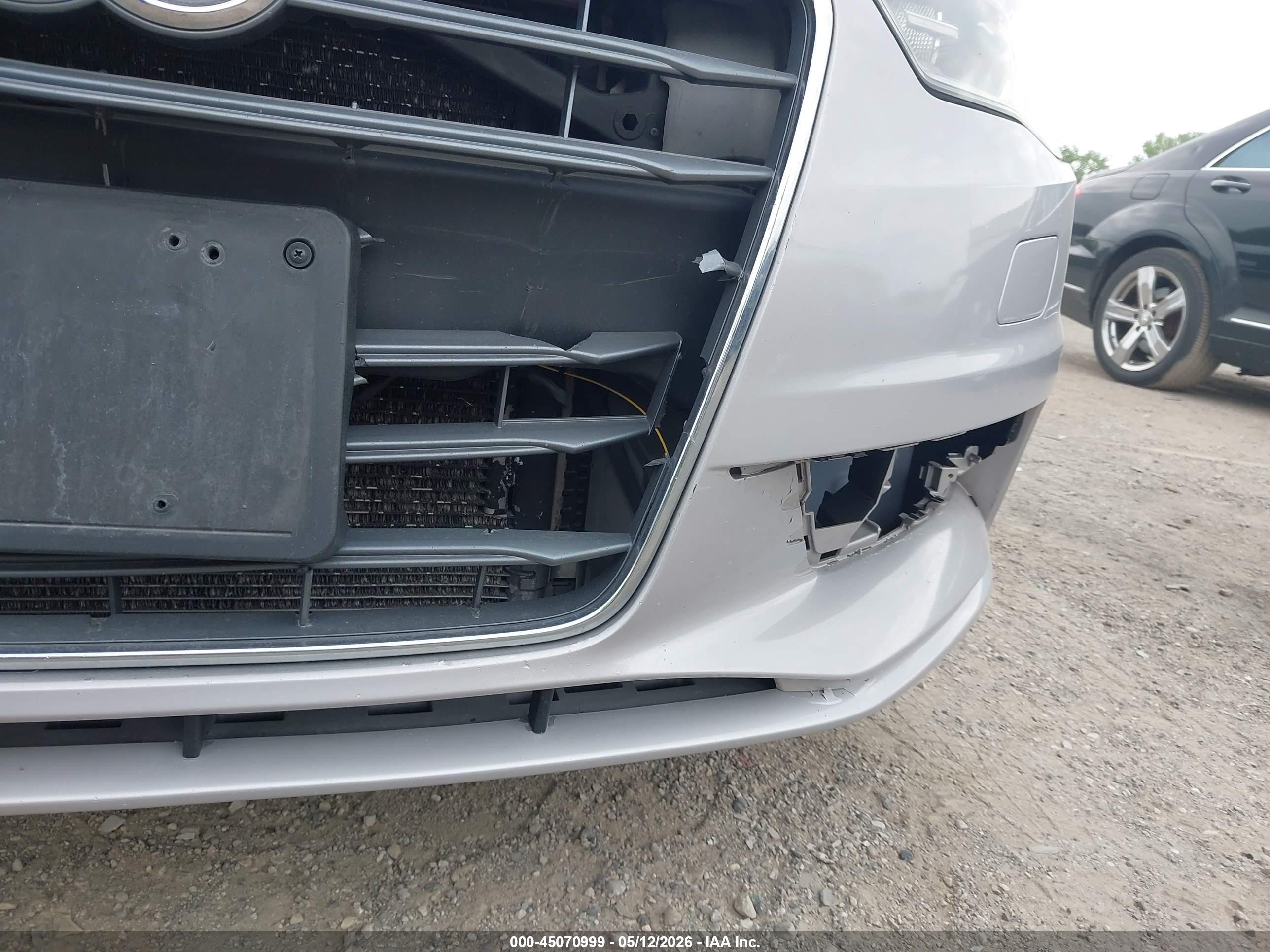 2015 Audi A3 2.0t Premium Silver vin: WAUEFGFF2F1134999