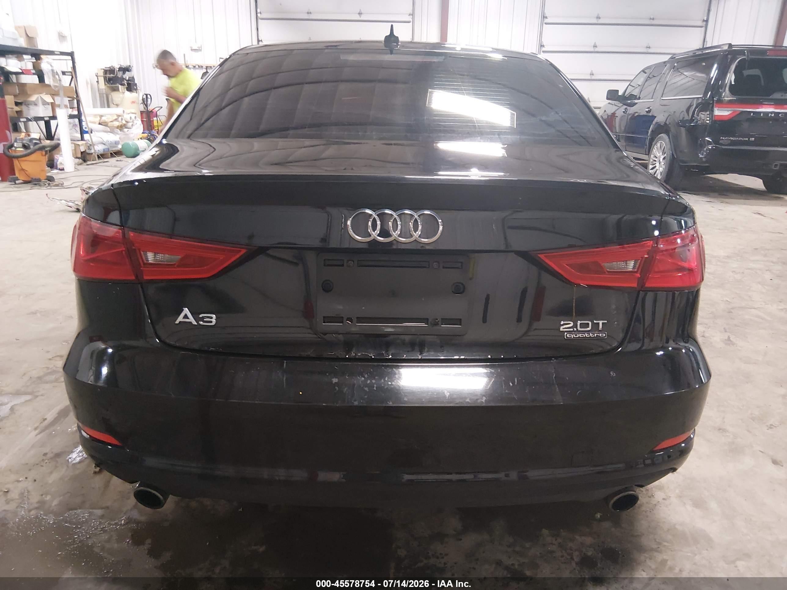 2015 Audi A3 2.0t Premium Черный vin: WAUEFGFF2F1139412