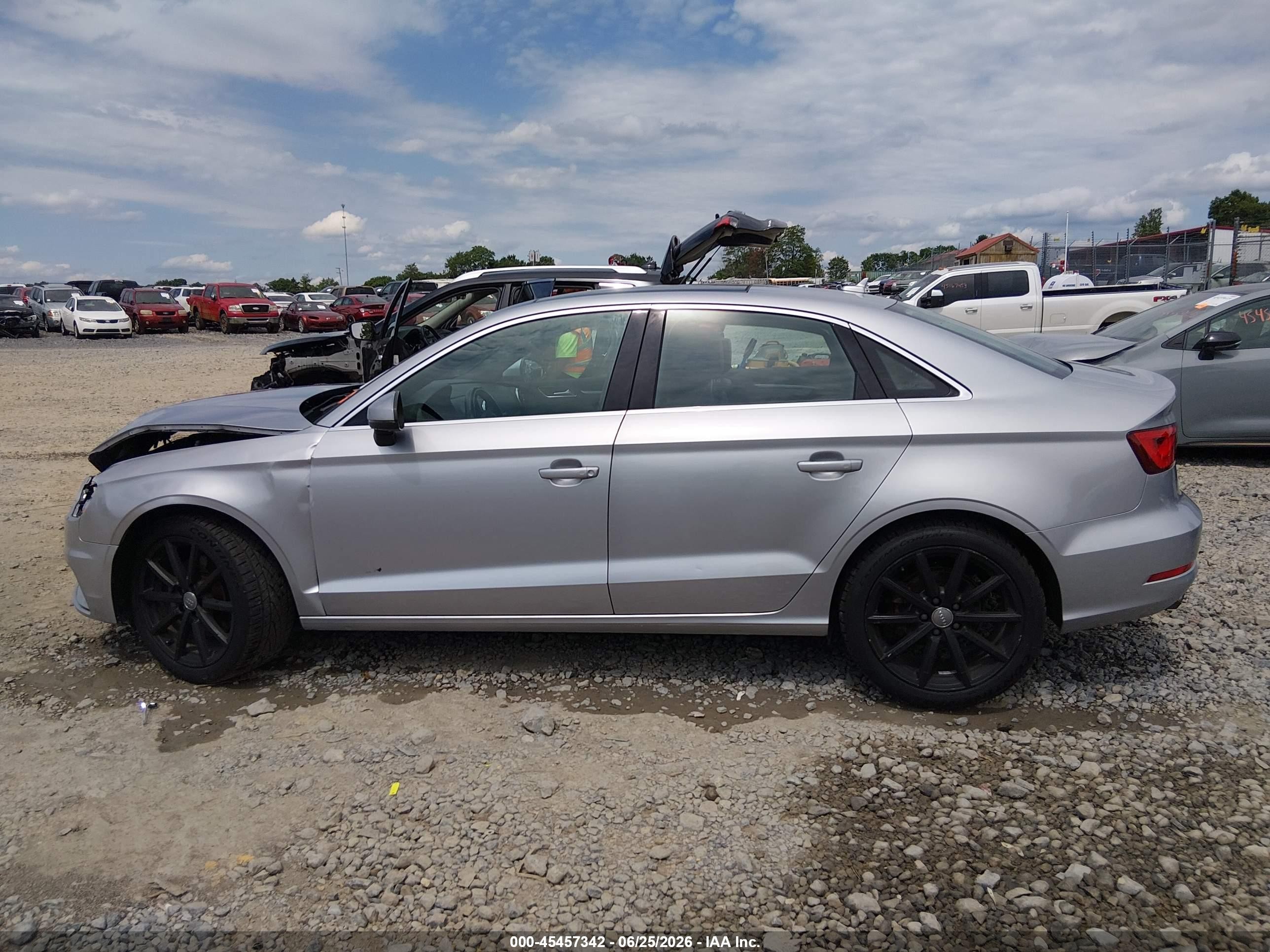 2015 Audi A3 2.0t Premium Silver vin: WAUEFGFF5F1076449