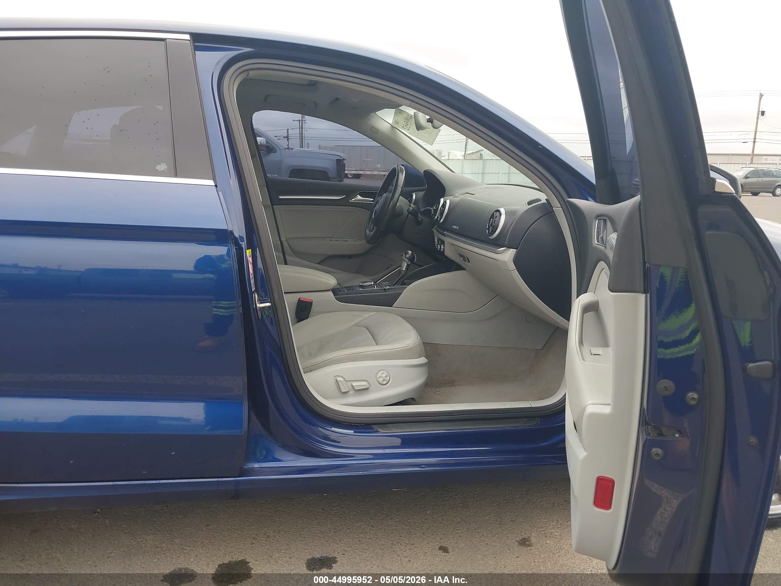 2015 Audi A3 2.0t Premium Blue vin: WAUEFGFF6F1020312