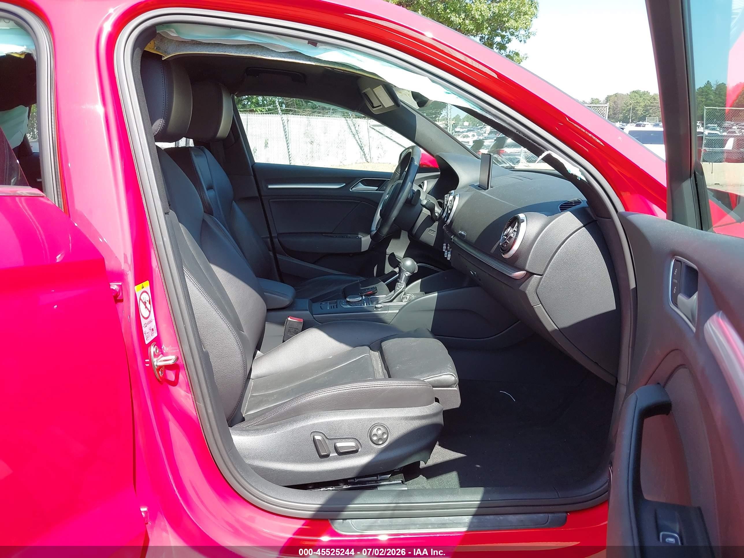 2015 Audi A3 2.0t Premium Red vin: WAUEFGFF7F1015927
