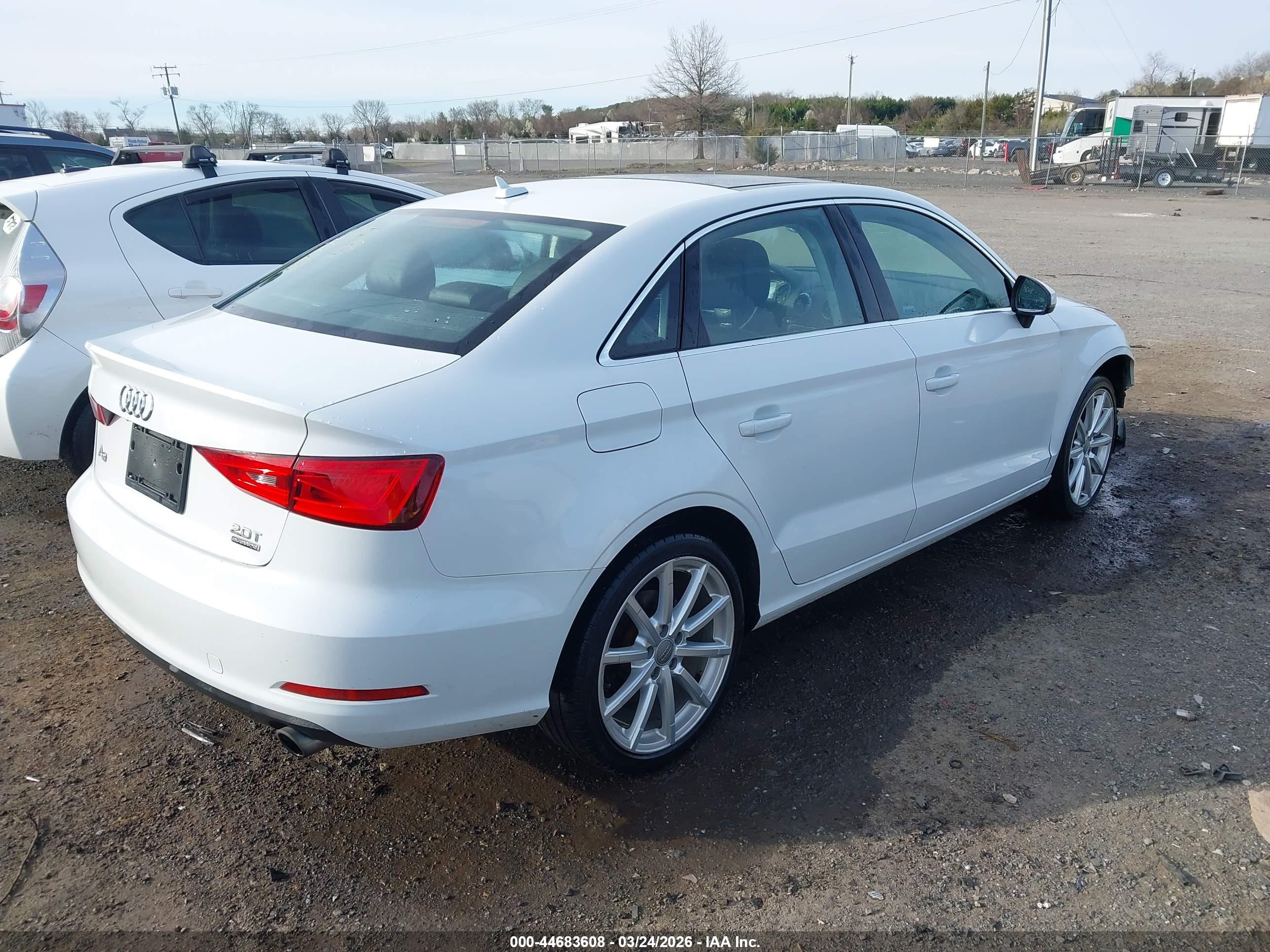 2015 Audi A3 2.0t Premium White vin: WAUEFGFF7F1121150