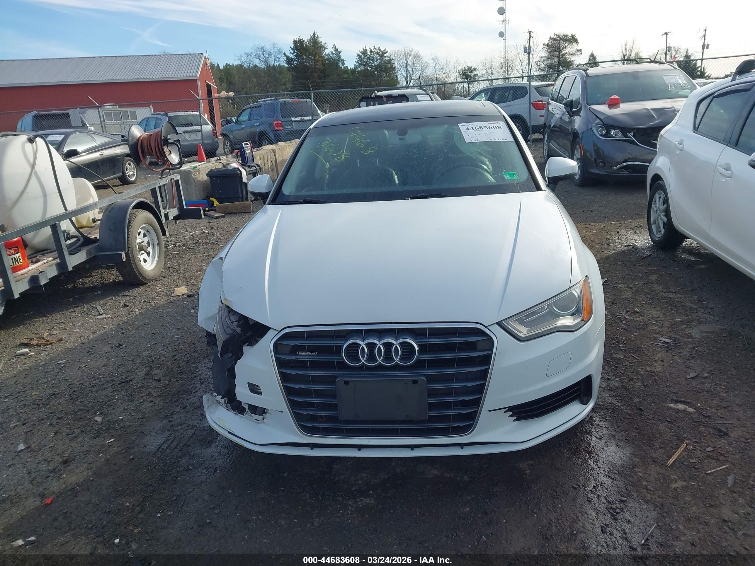 2015 Audi A3 2.0t Premium White vin: WAUEFGFF7F1121150