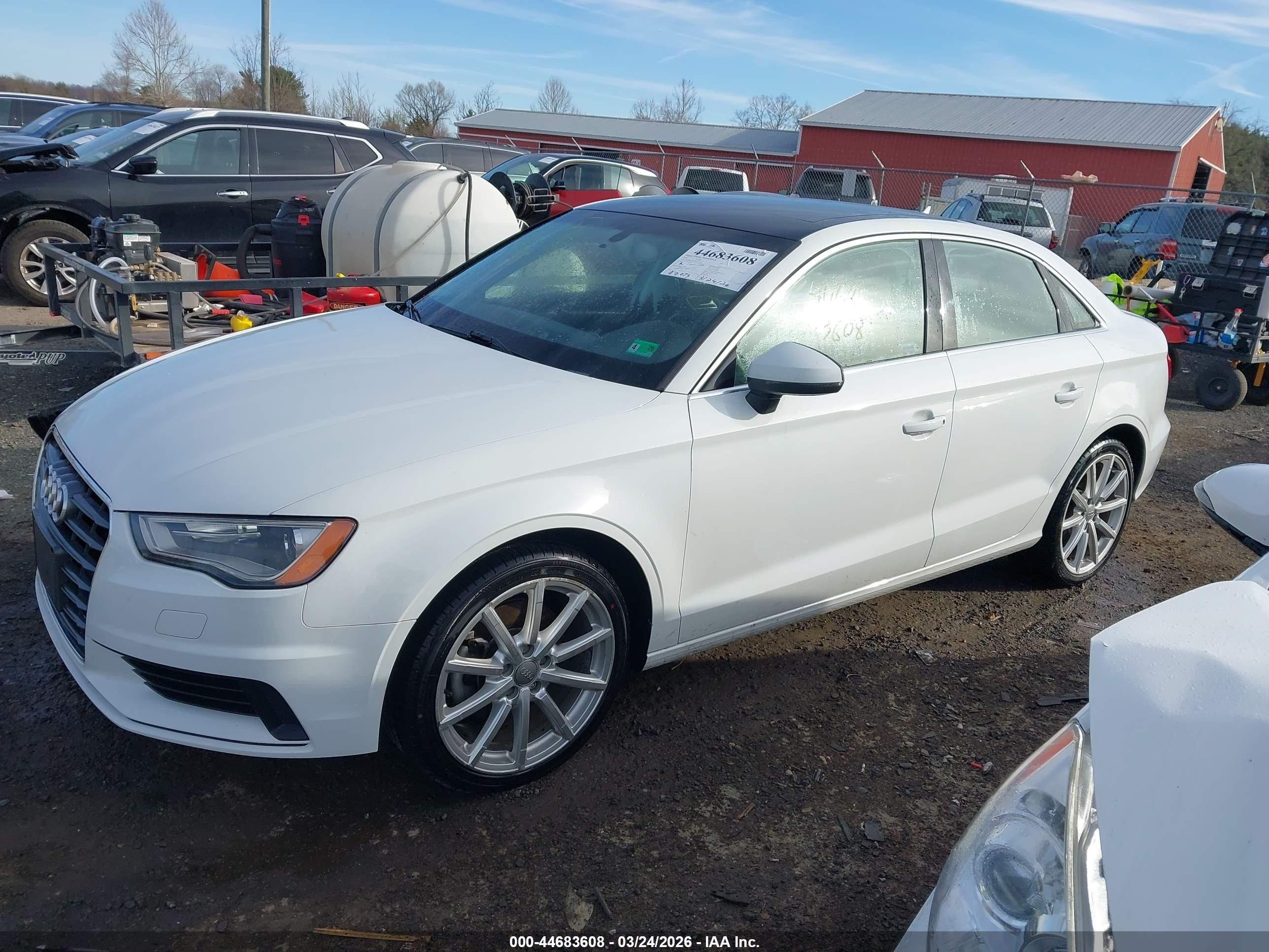 2015 Audi A3 2.0t Premium White vin: WAUEFGFF7F1121150
