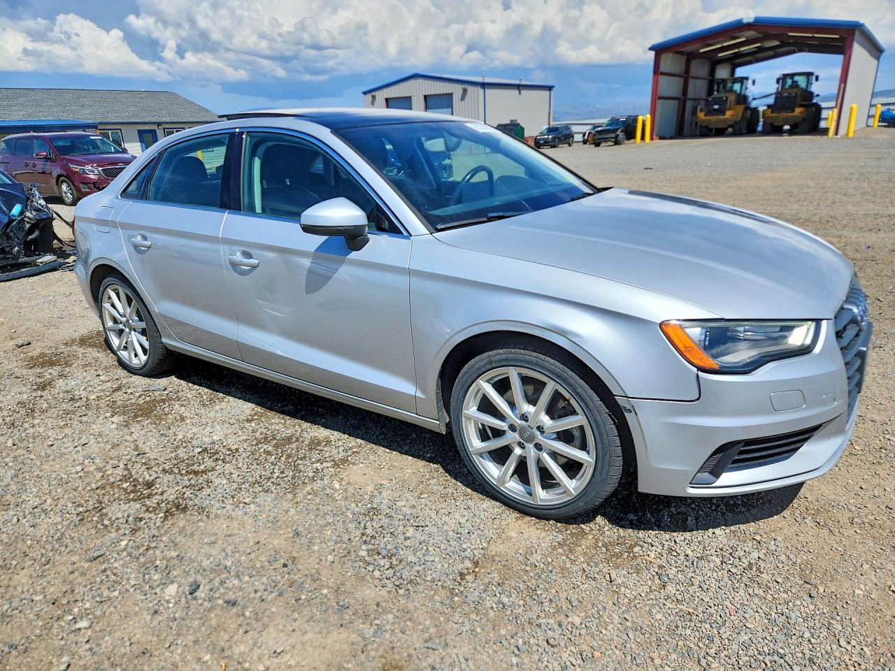 2015 Audi A3 Premium Plus Серебряный vin: WAUEFGFF9F1004895