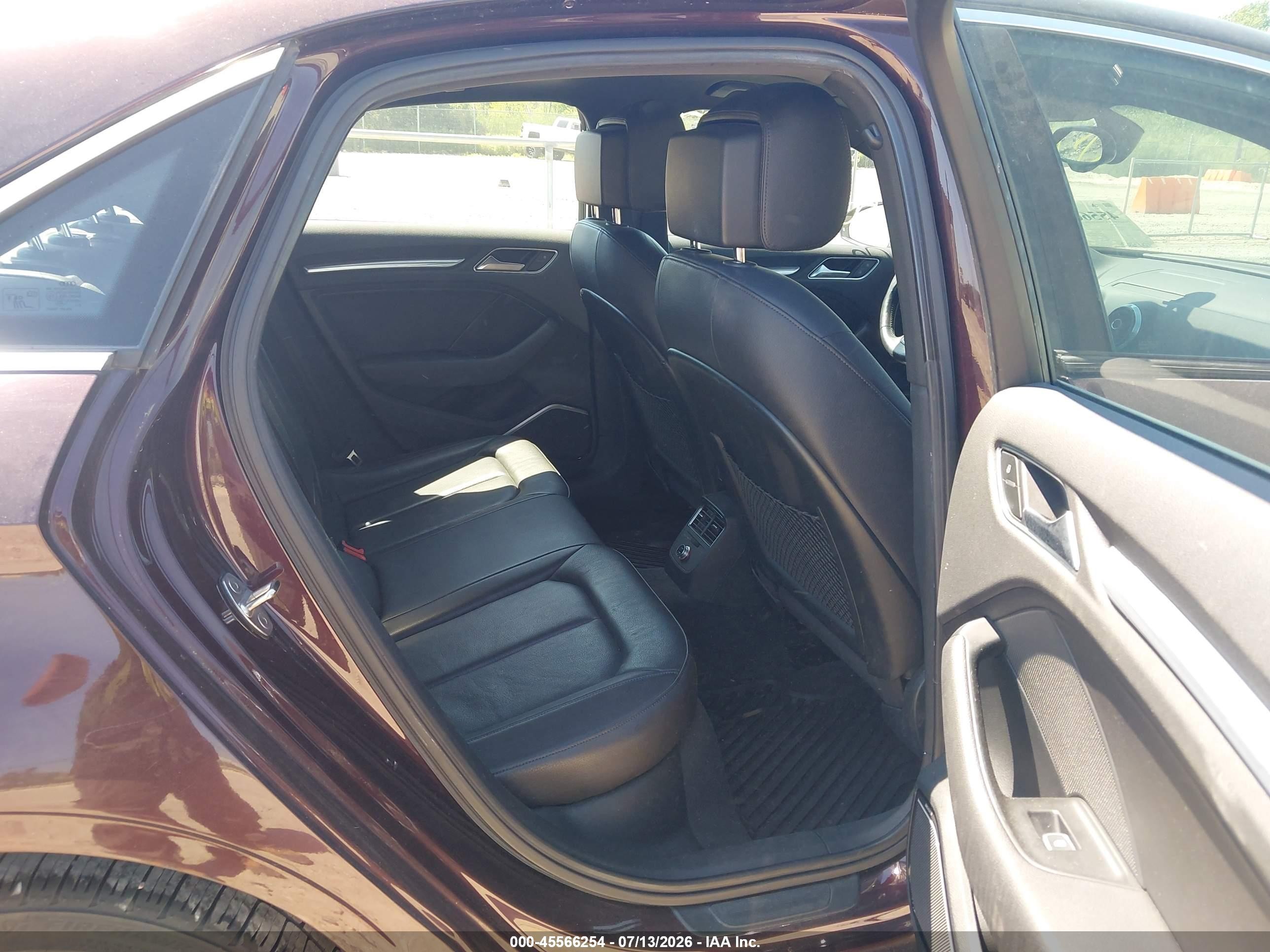 2015 Audi A3 2.0t Premium Maroon vin: WAUEFGFF9F1037458