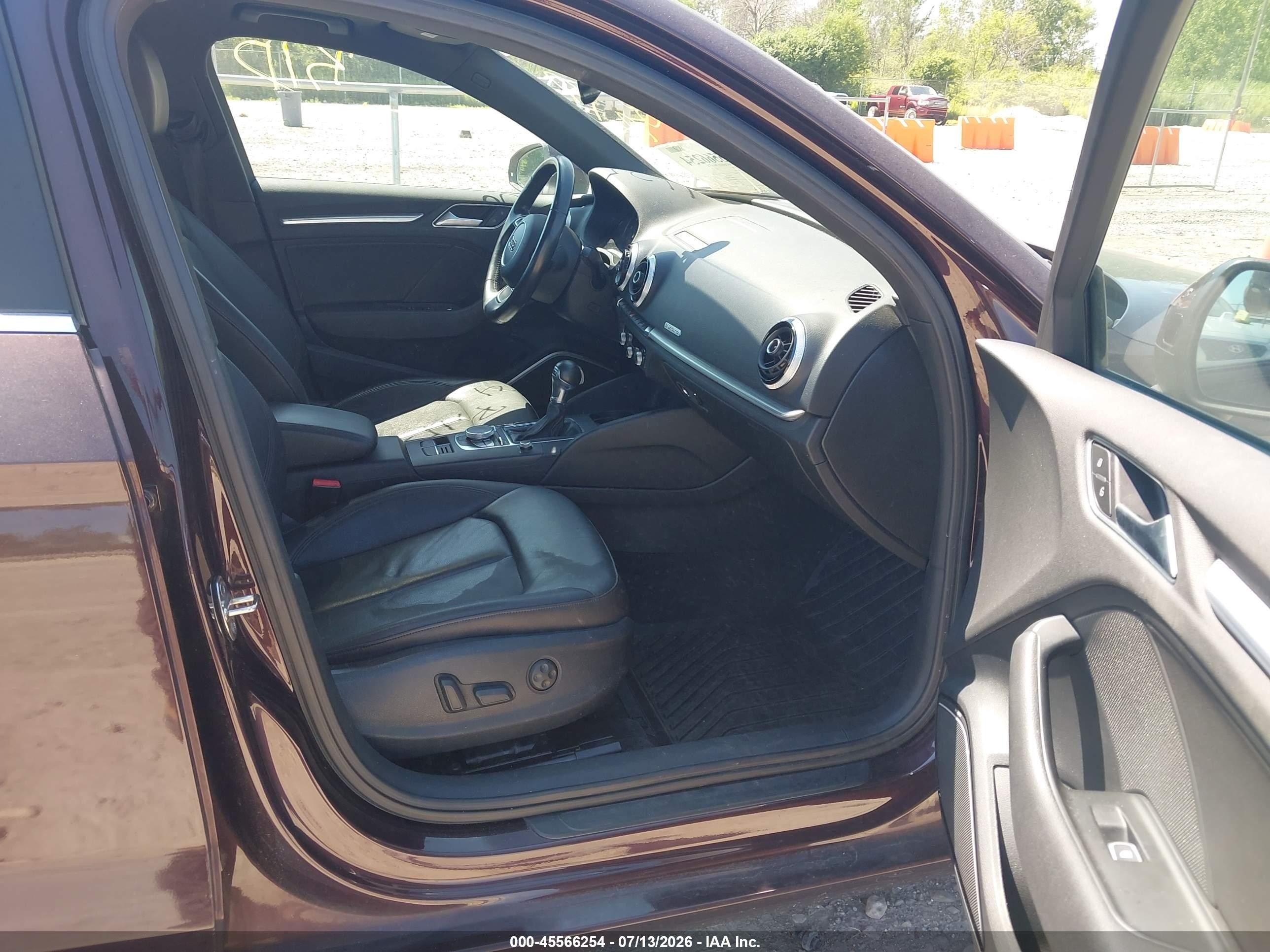 2015 Audi A3 2.0t Premium Maroon vin: WAUEFGFF9F1037458