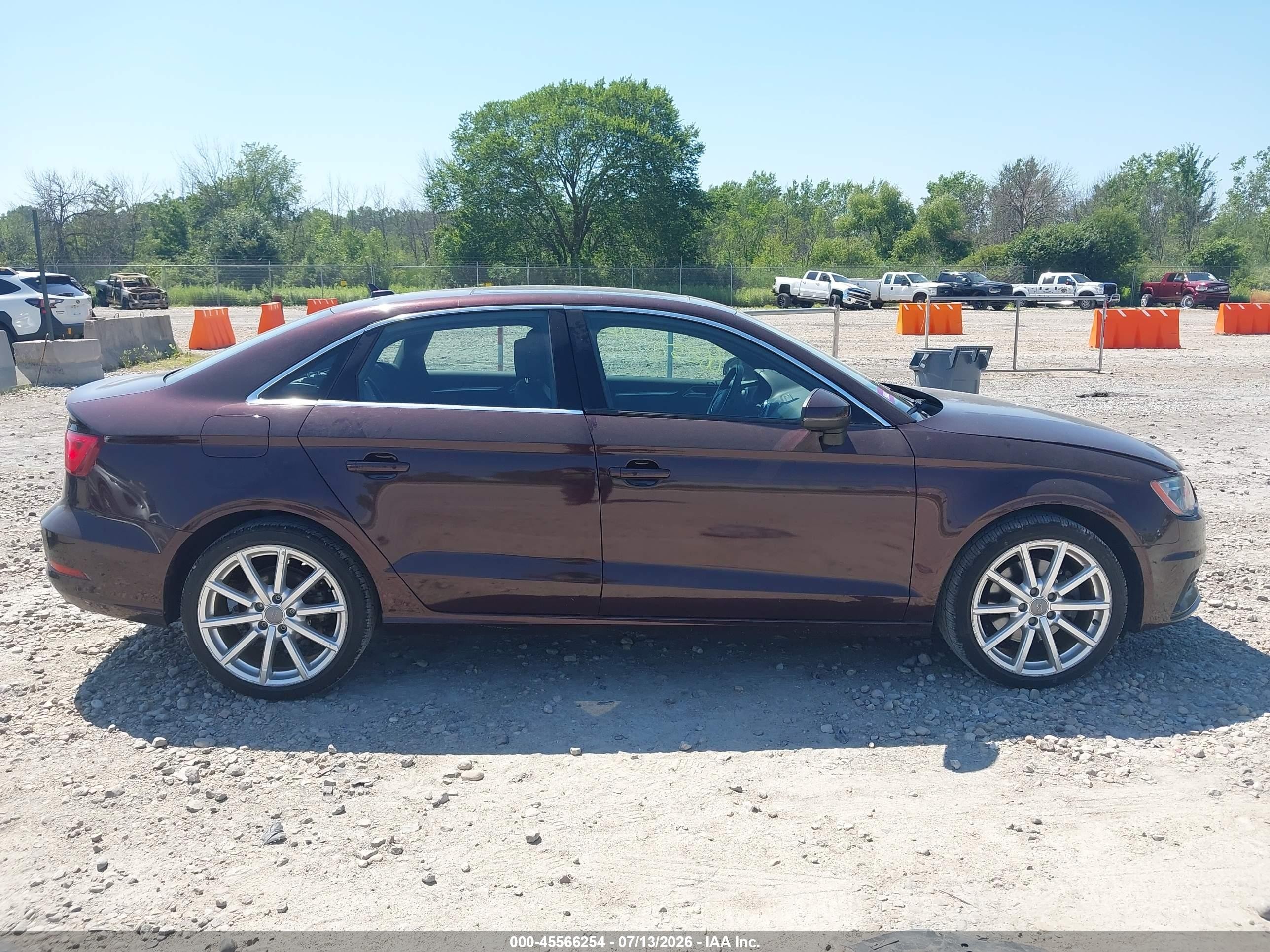 2015 Audi A3 2.0t Premium Maroon vin: WAUEFGFF9F1037458