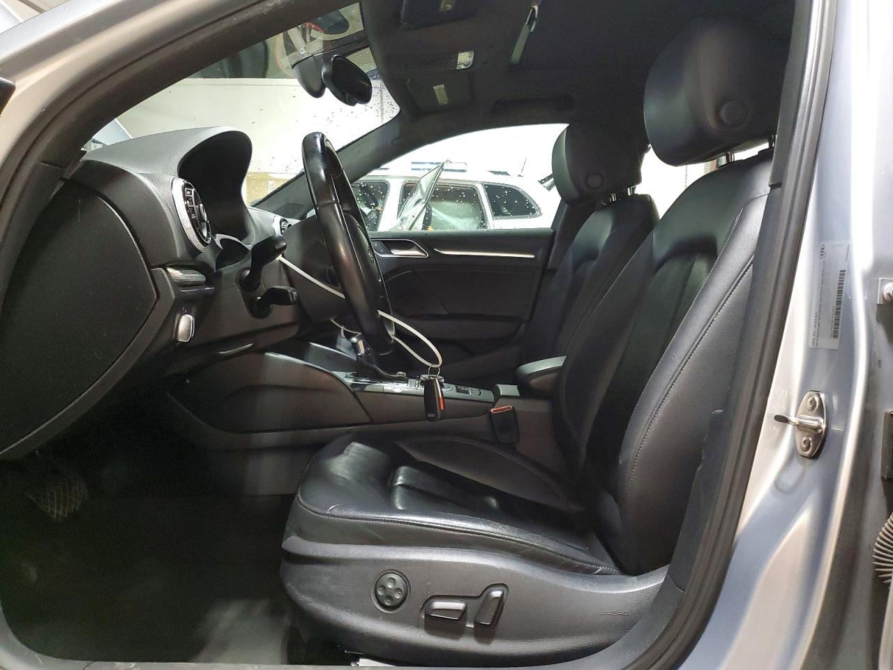 2015 Audi A3 Premium Plus Silver vin: WAUEFGFFXF1033354