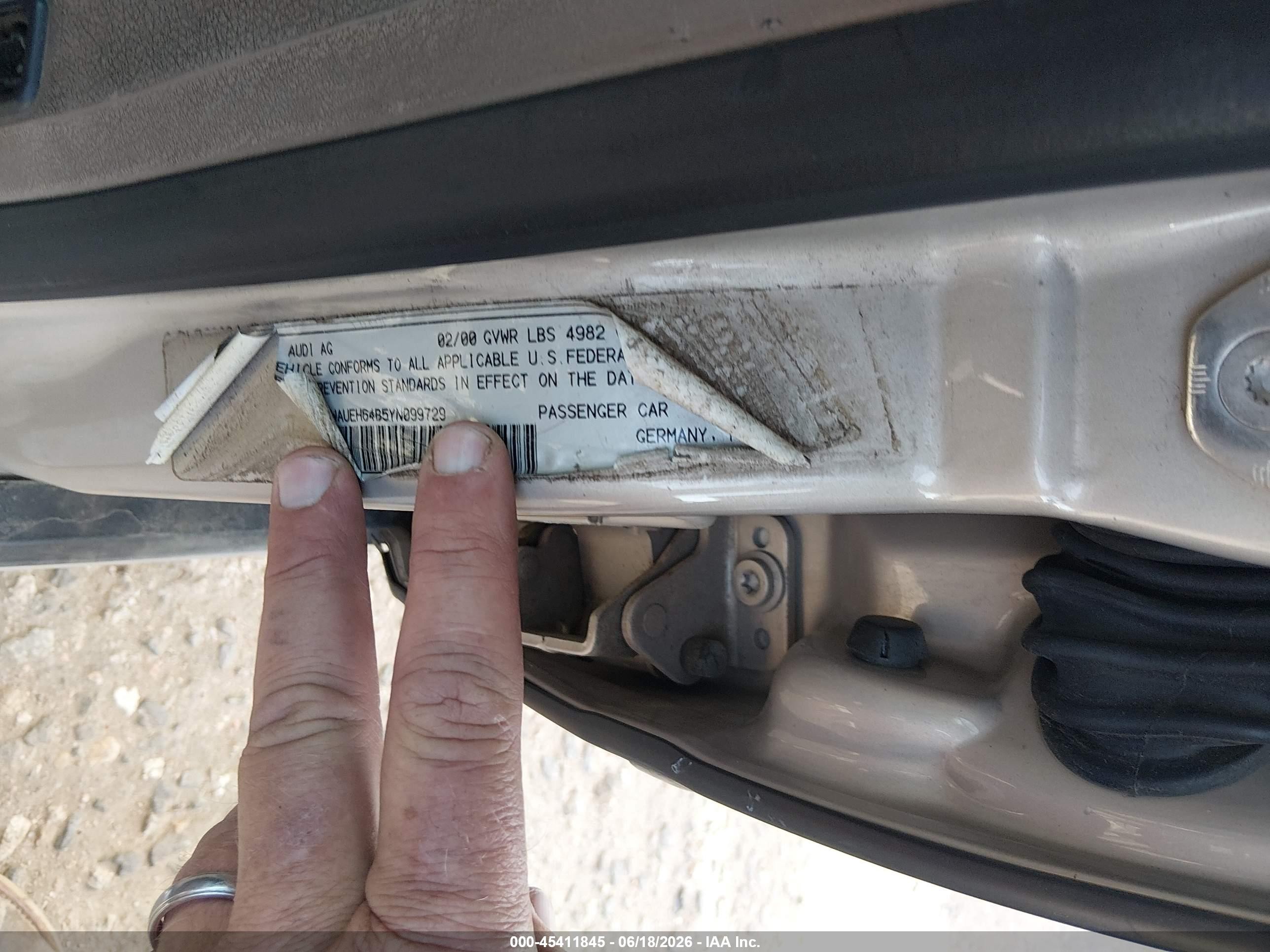 2000 Audi A6 2.8 Quattro Золотой vin: WAUEH64B5YN099729