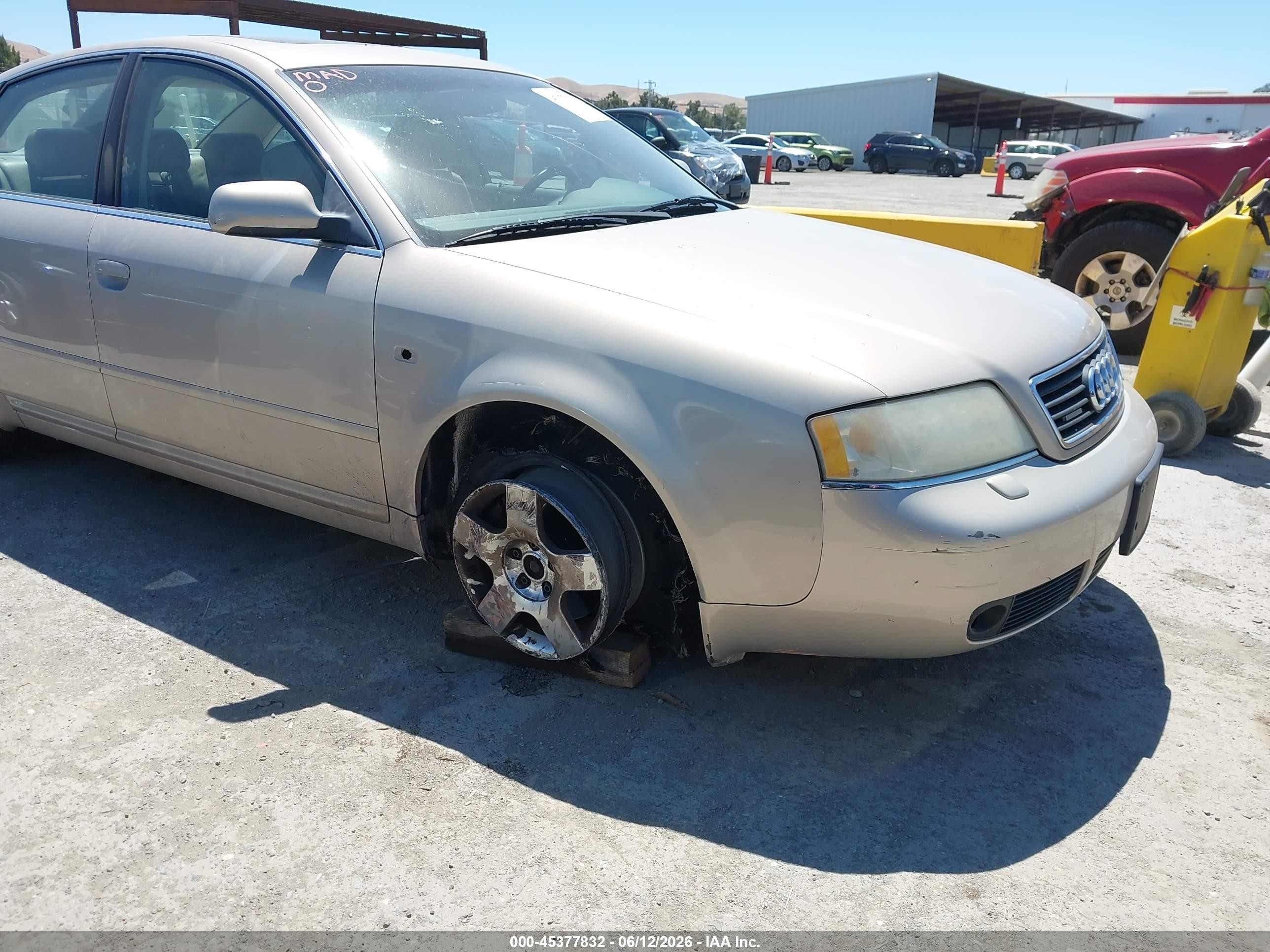 2001 Audi A6   Beige vin: WAUEH64BX1N001994