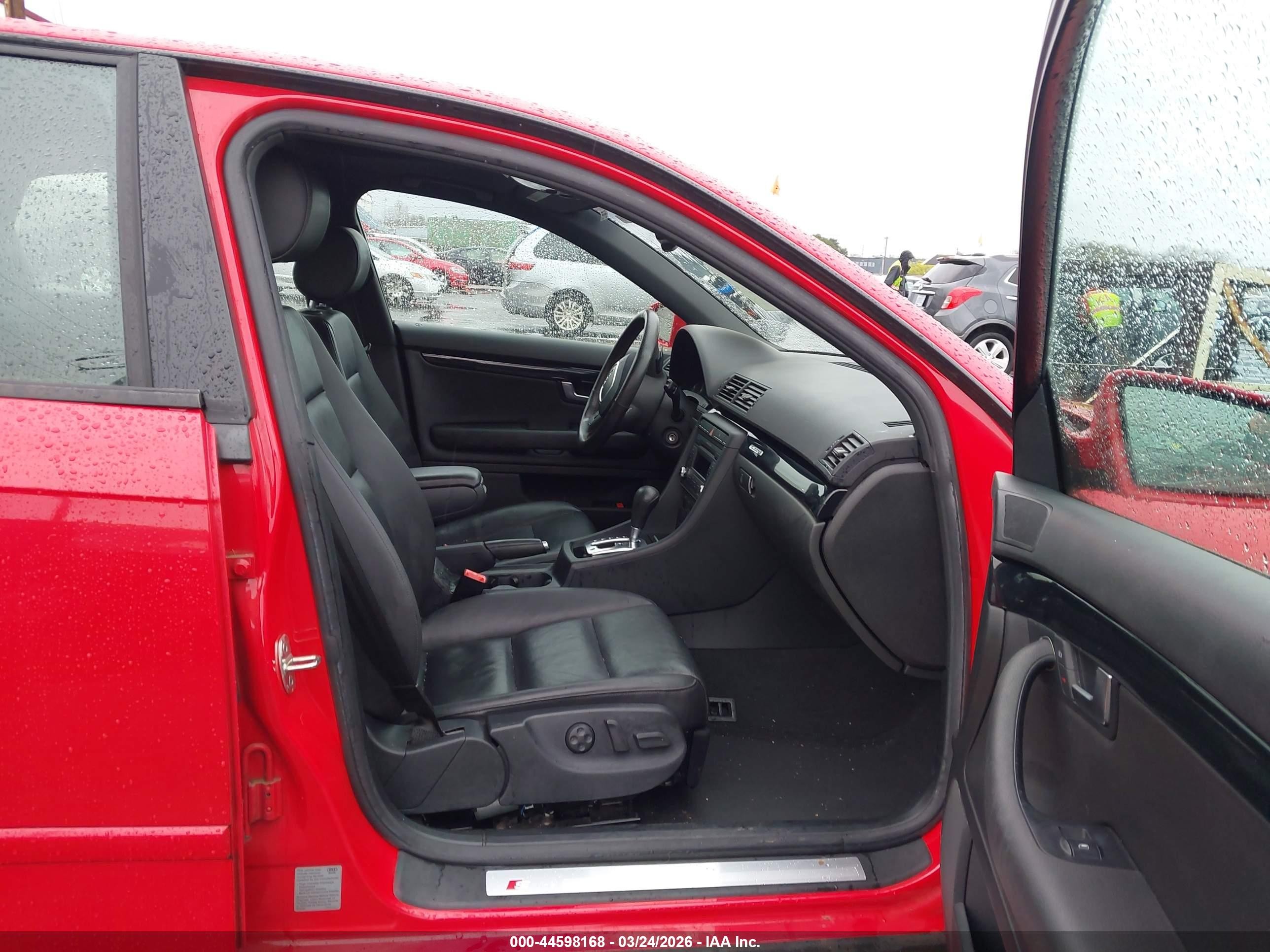 2007 Audi A4 3.2 Red vin: WAUEH78E67A130485