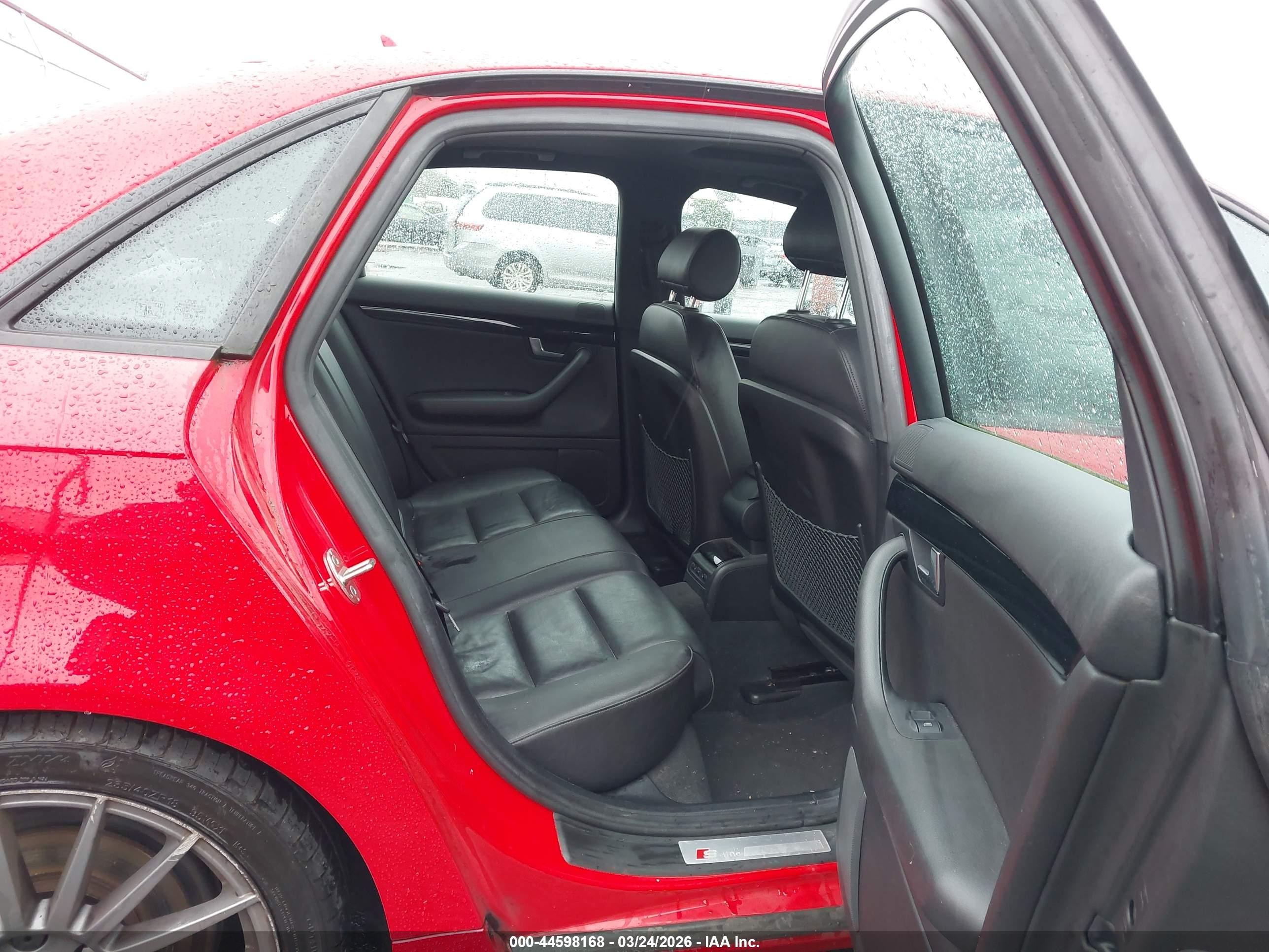 2007 Audi A4 3.2 Red vin: WAUEH78E67A130485