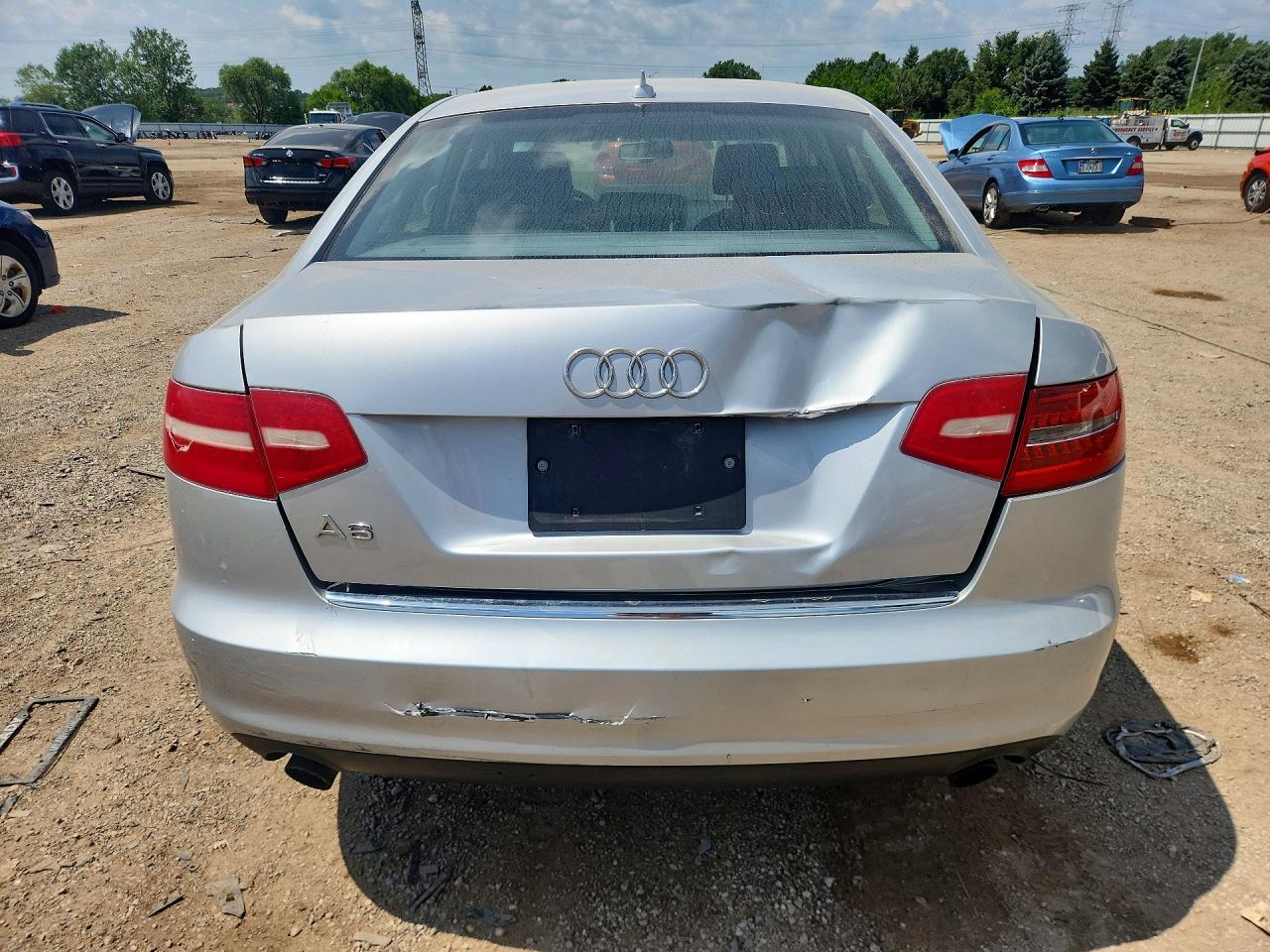 2010 Audi A6 Premium Plus Silver vin: WAUEKAFB3AN062637