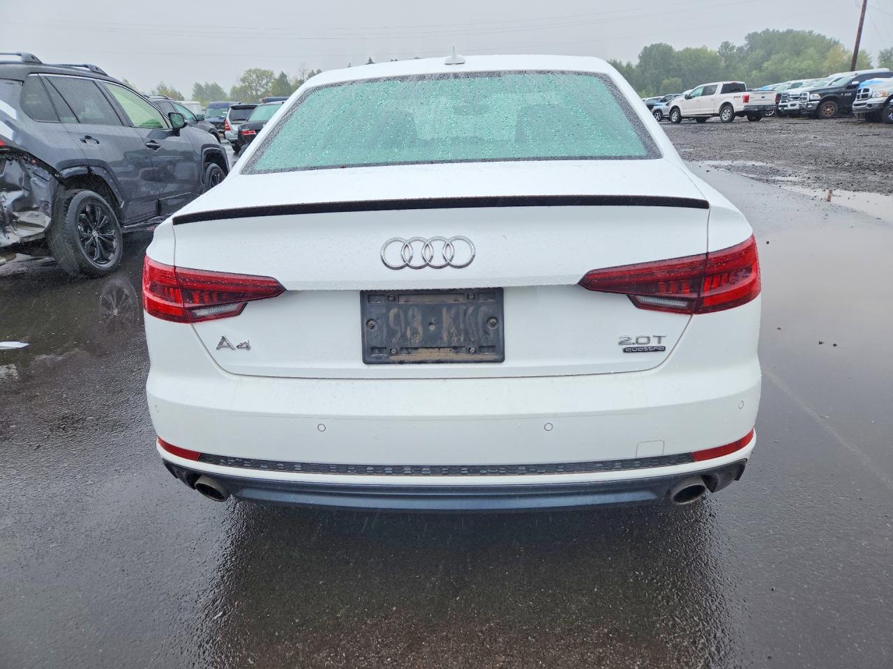 2018 Audi A4 Premium Plus White vin: WAUENAF40JN001822