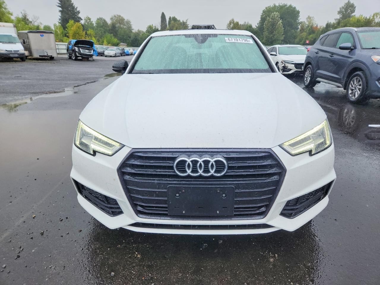 2018 Audi A4 Premium Plus White vin: WAUENAF40JN001822