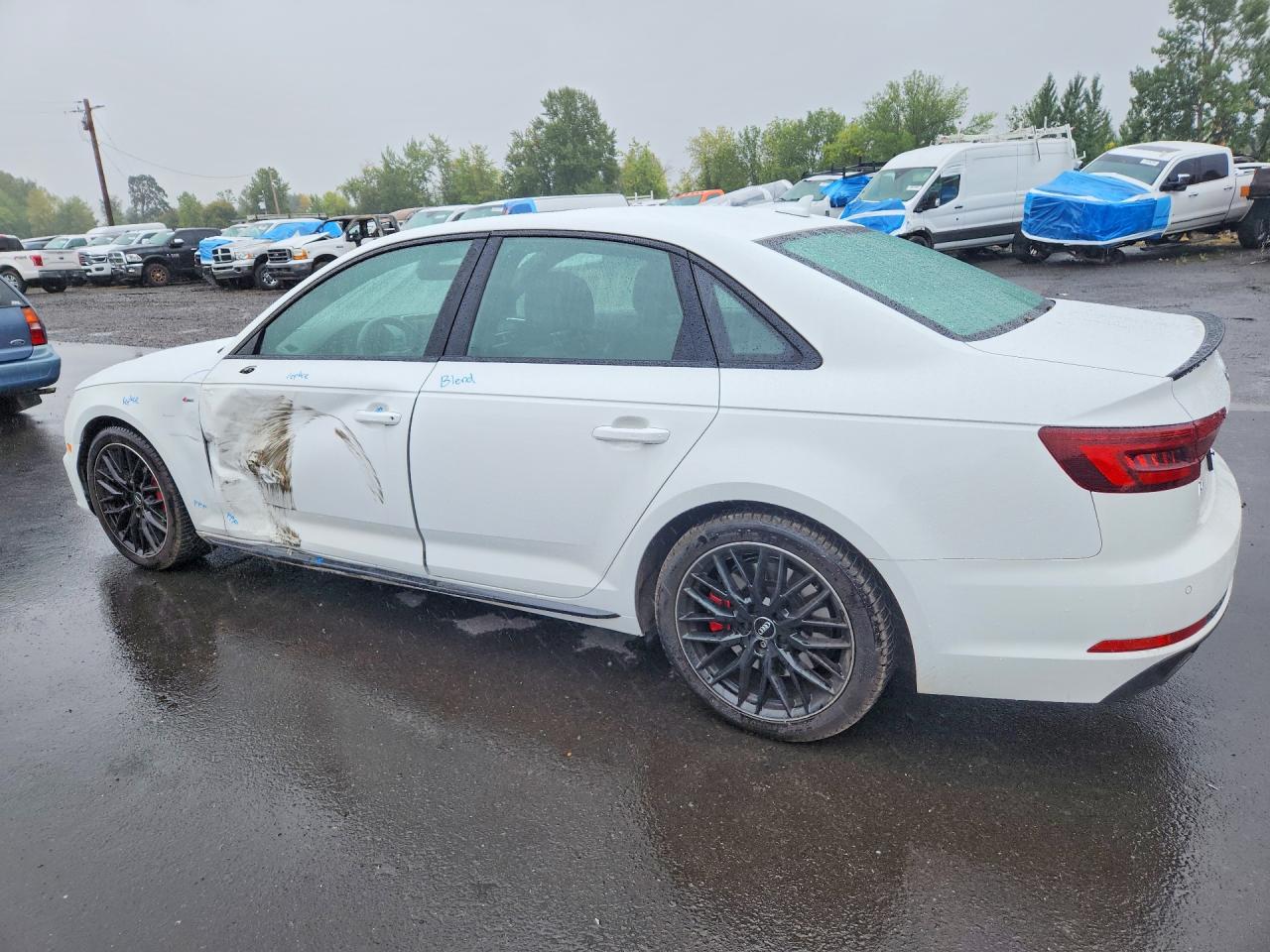2018 Audi A4 Premium Plus White vin: WAUENAF40JN001822