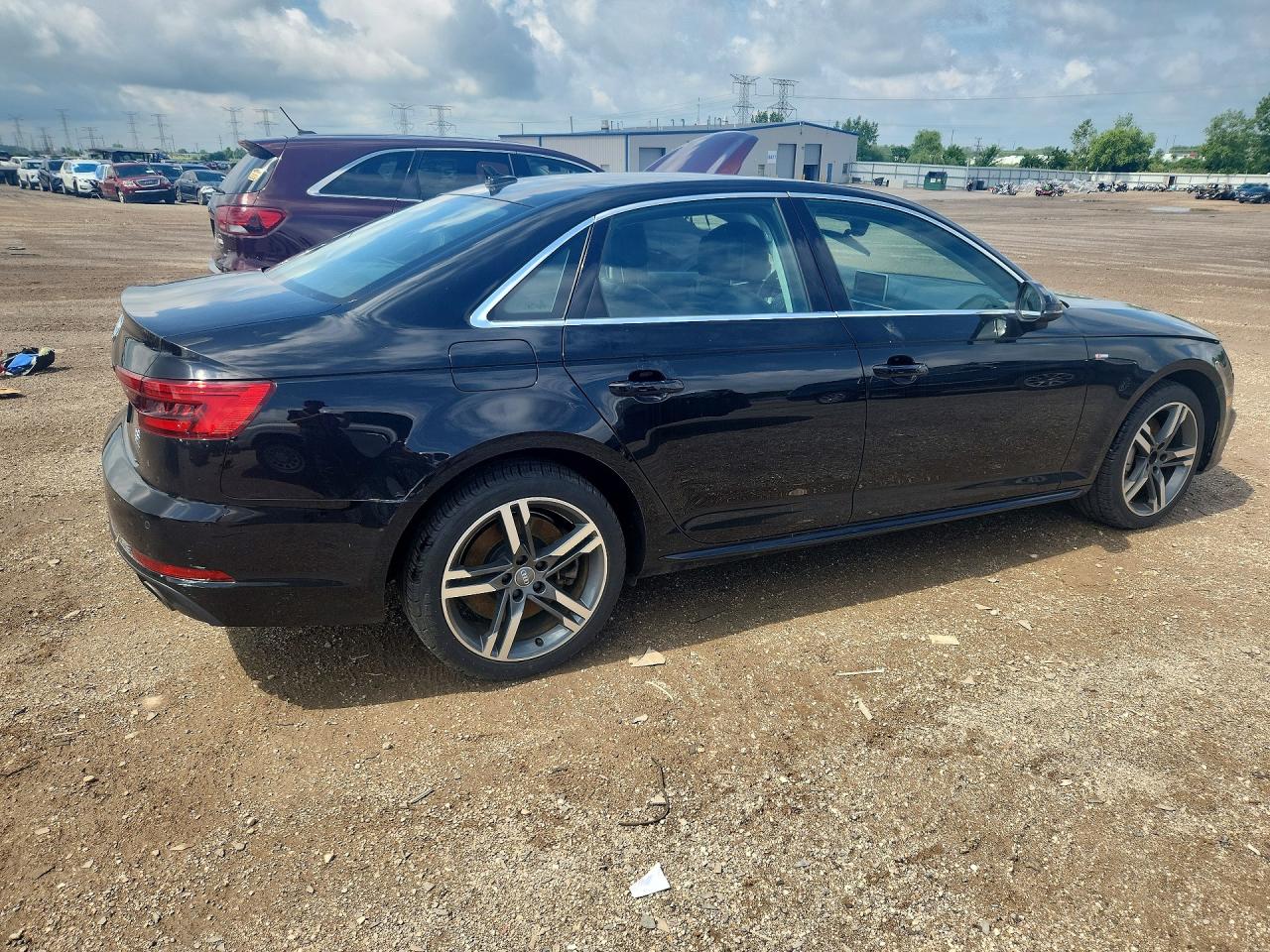 2017 Audi A4 Premium Plus Черный vin: WAUENAF43HN038941