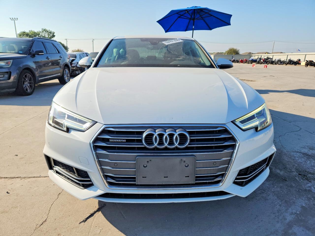 2017 Audi A4 Premium Plus White vin: WAUENAF43HN070112