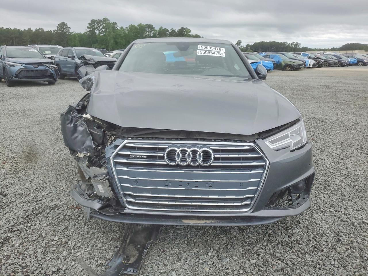 2019 Audi A4 Premium Plus Серый vin: WAUENAF45KA115257