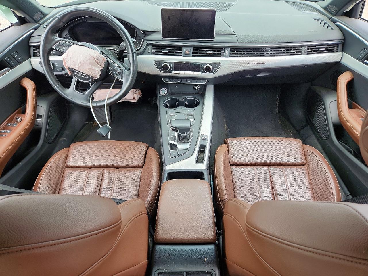 2019 Audi A4 Premium Plus Серый vin: WAUENAF45KA115257
