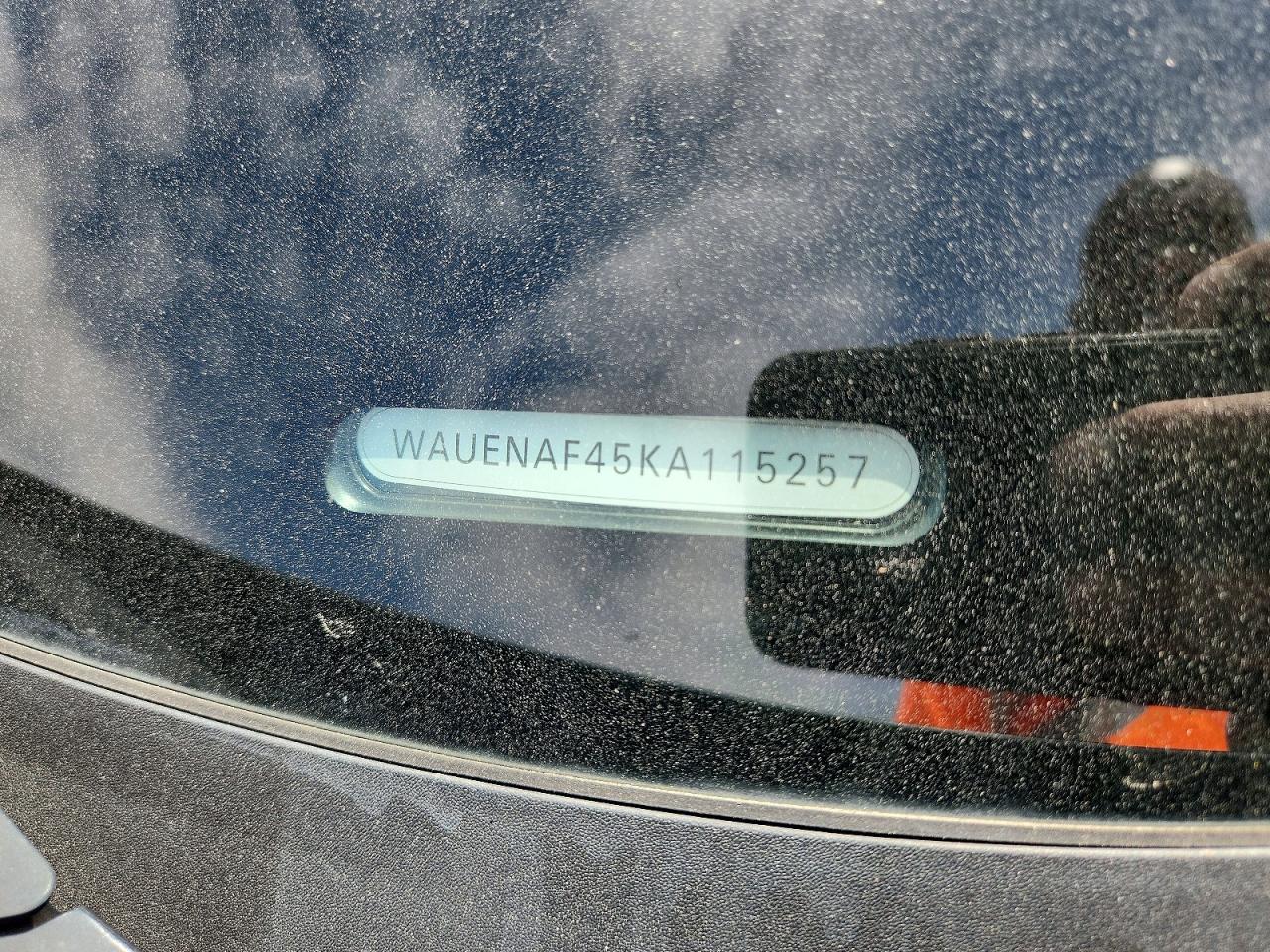 2019 Audi A4 Premium Plus Серый vin: WAUENAF45KA115257