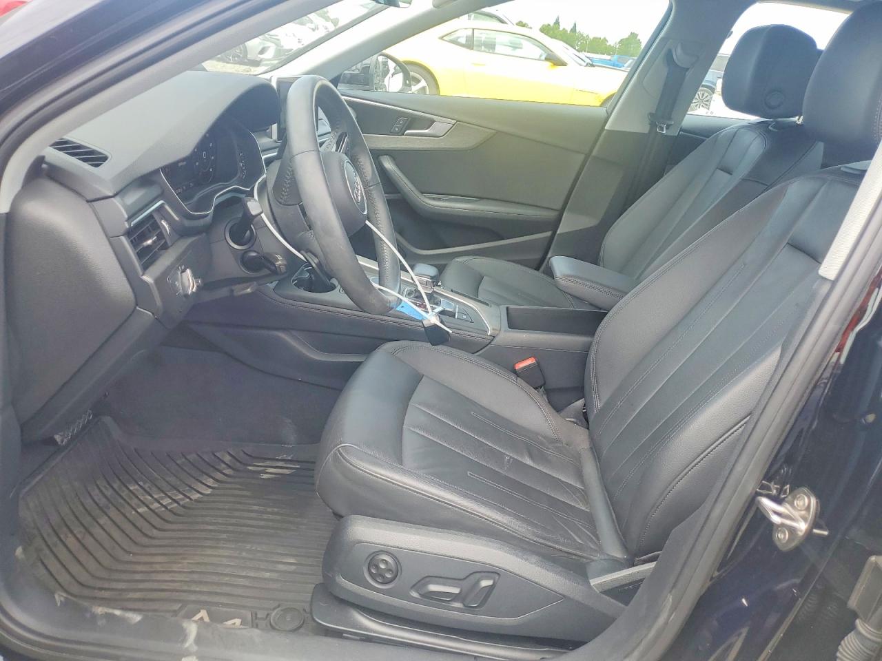 2019 Audi A4 Premium Plus Черный vin: WAUENAF45KN012476