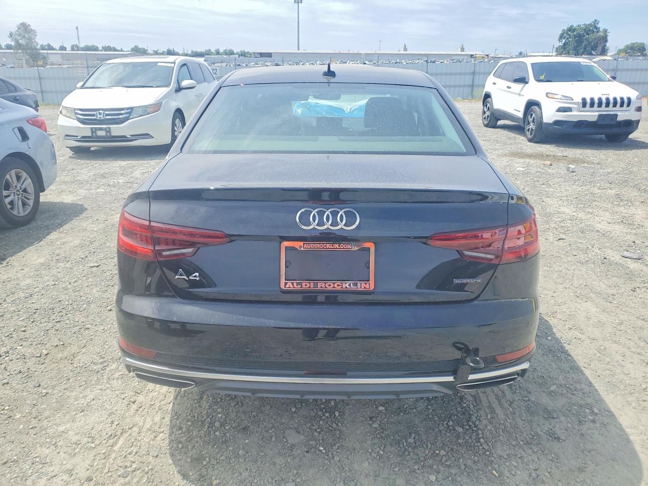 2019 Audi A4 Premium Plus Черный vin: WAUENAF45KN012476