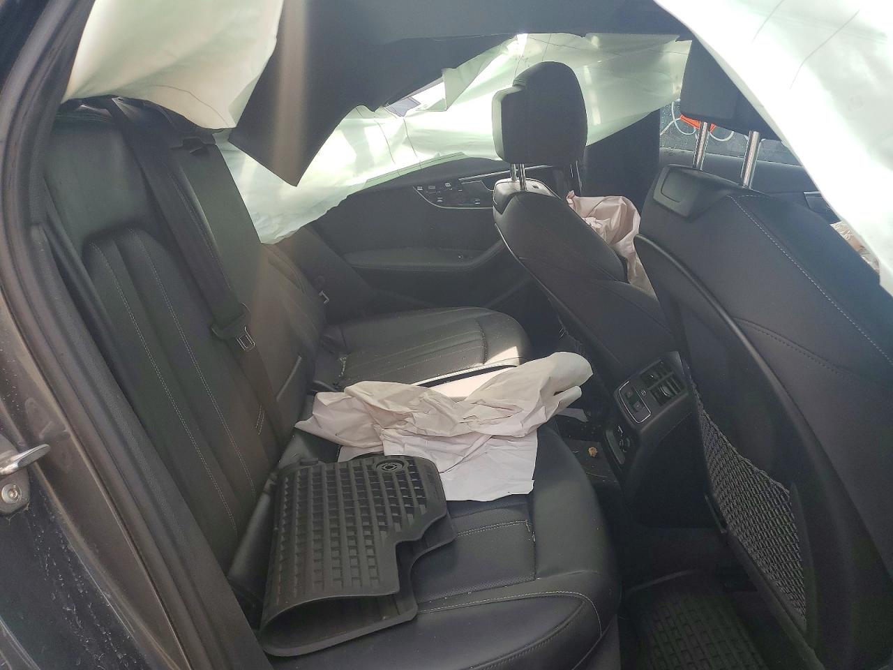 2020 Audi A4 Premium Plus Gray vin: WAUENAF45LA068782