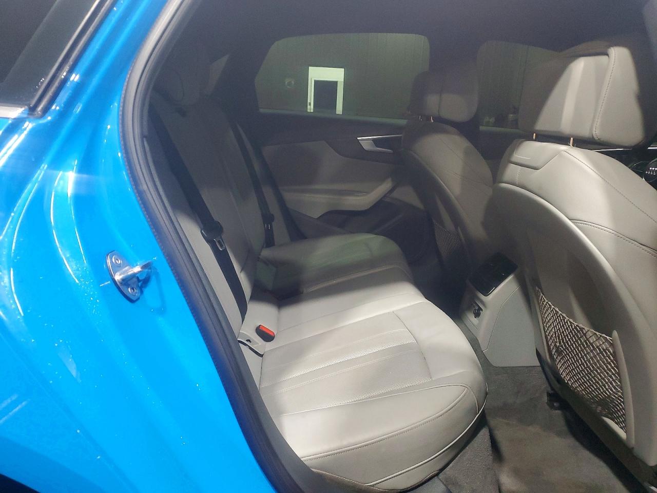 2020 Audi A4 Premium Plus Blue vin: WAUENAF48LN014482