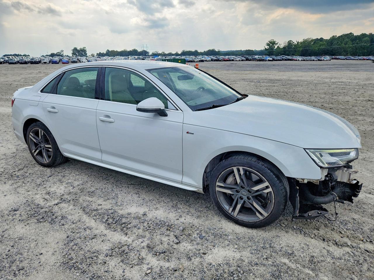 2018 Audi A4 Premium Plus White vin: WAUENAF49JA090068