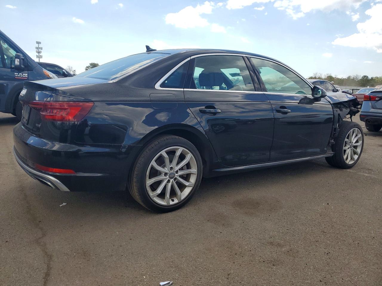 2019 Audi A4 Premium Plus Черный vin: WAUENAF4XKN005362
